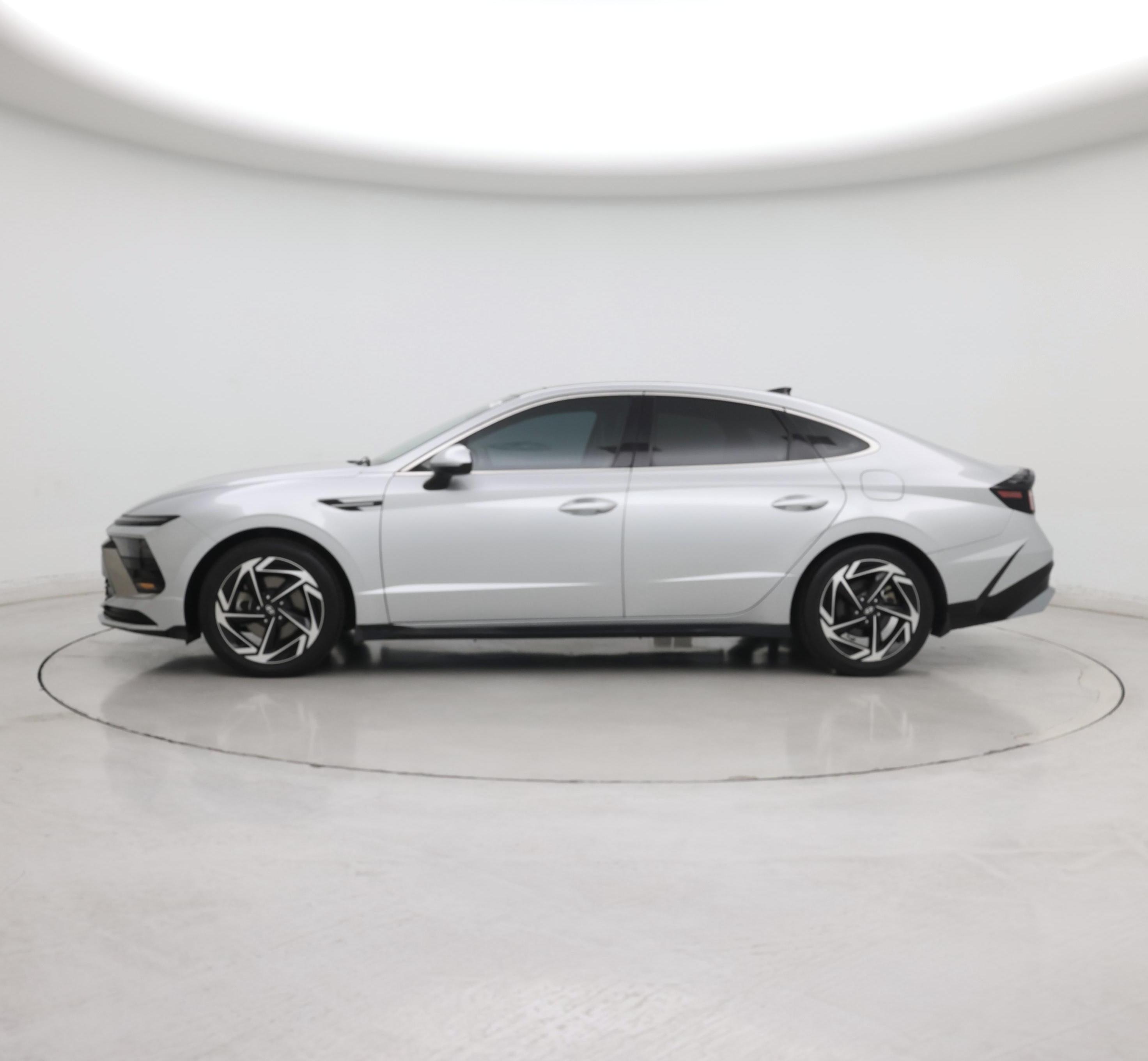 Thumbnail: 2024 Hyundai Sonata - 3