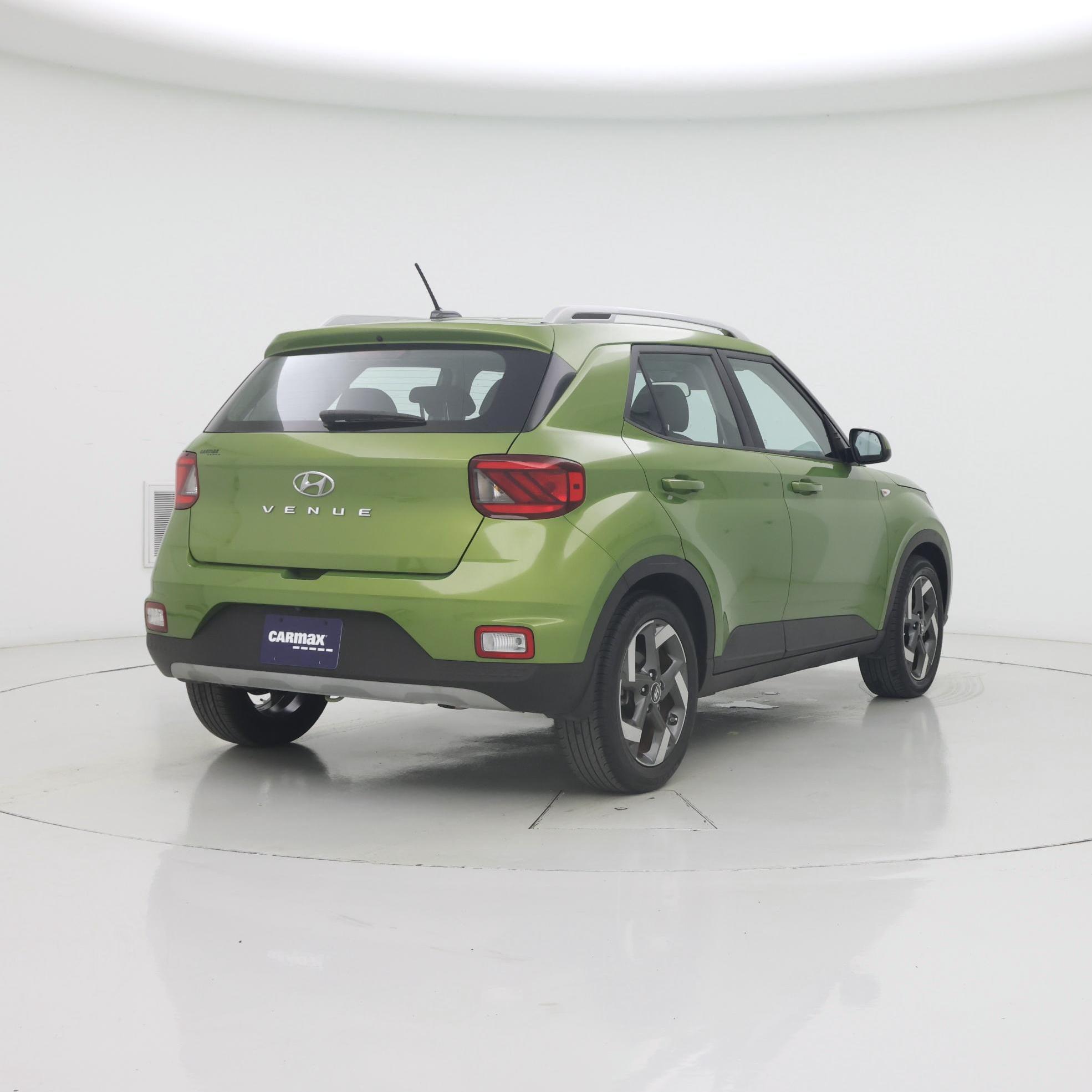 Thumbnail: 2023 Hyundai Venue - 8
