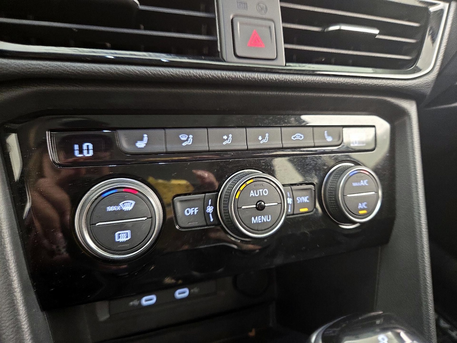 2024 Volkswagen Taos SE - Photo 17