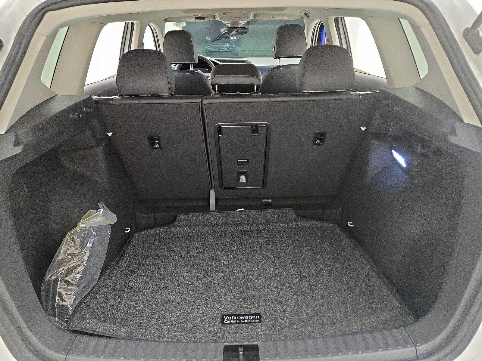 2024 Volkswagen Taos SE - Photo 22