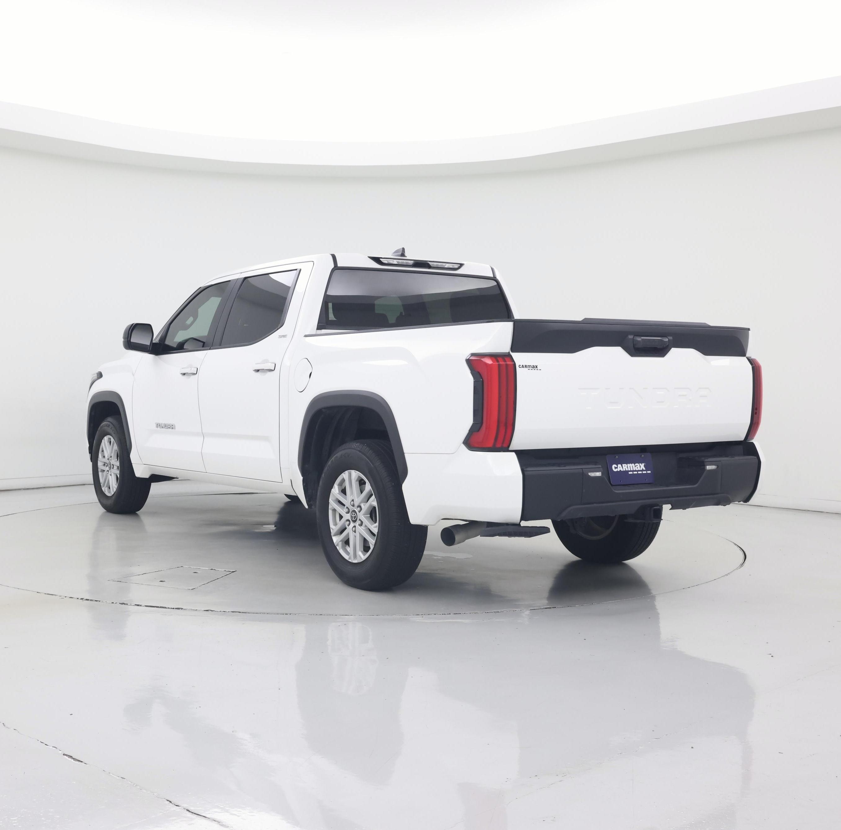 Thumbnail: 2024 Toyota Tundra - 2