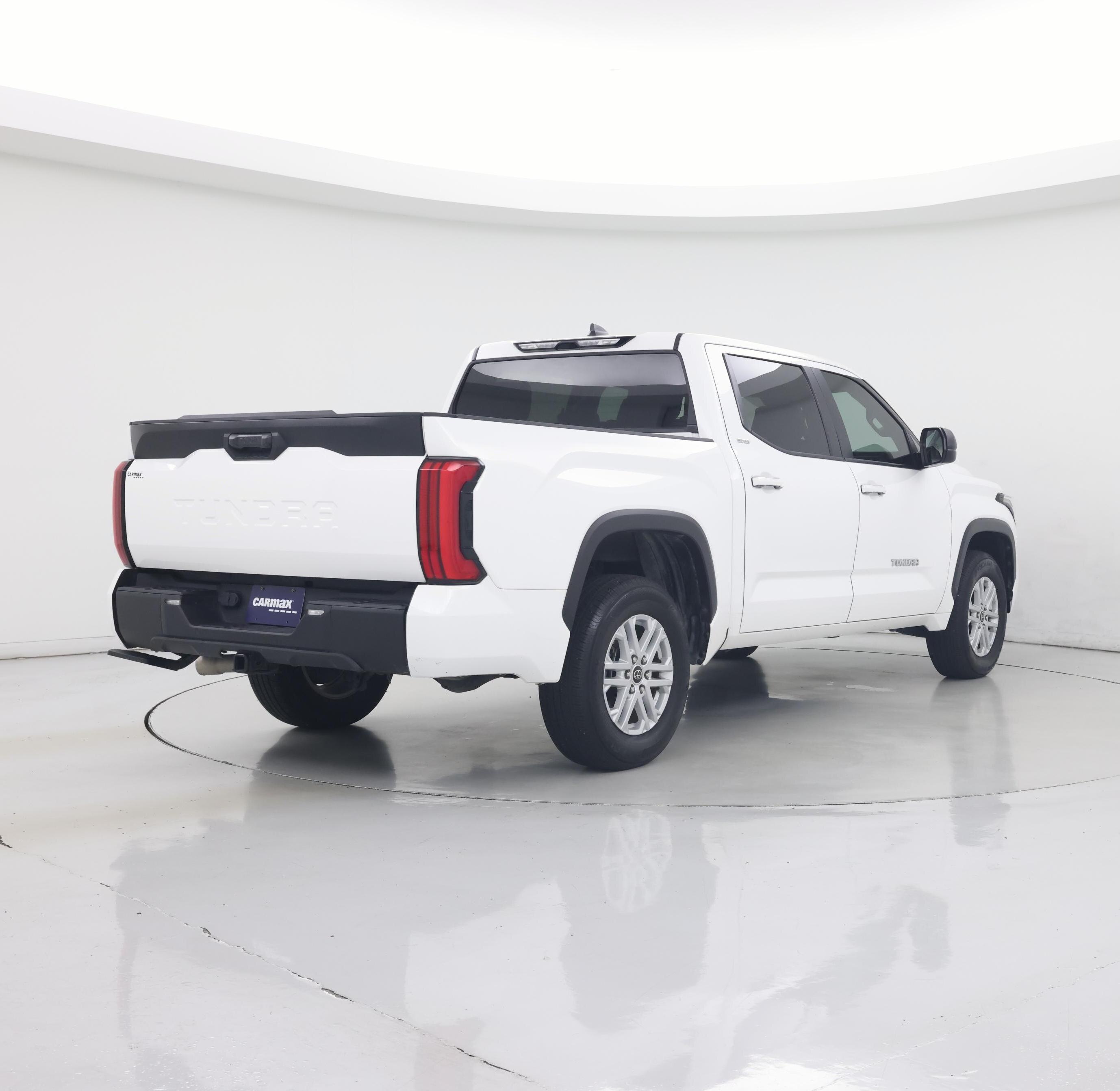 Thumbnail: 2024 Toyota Tundra - 8