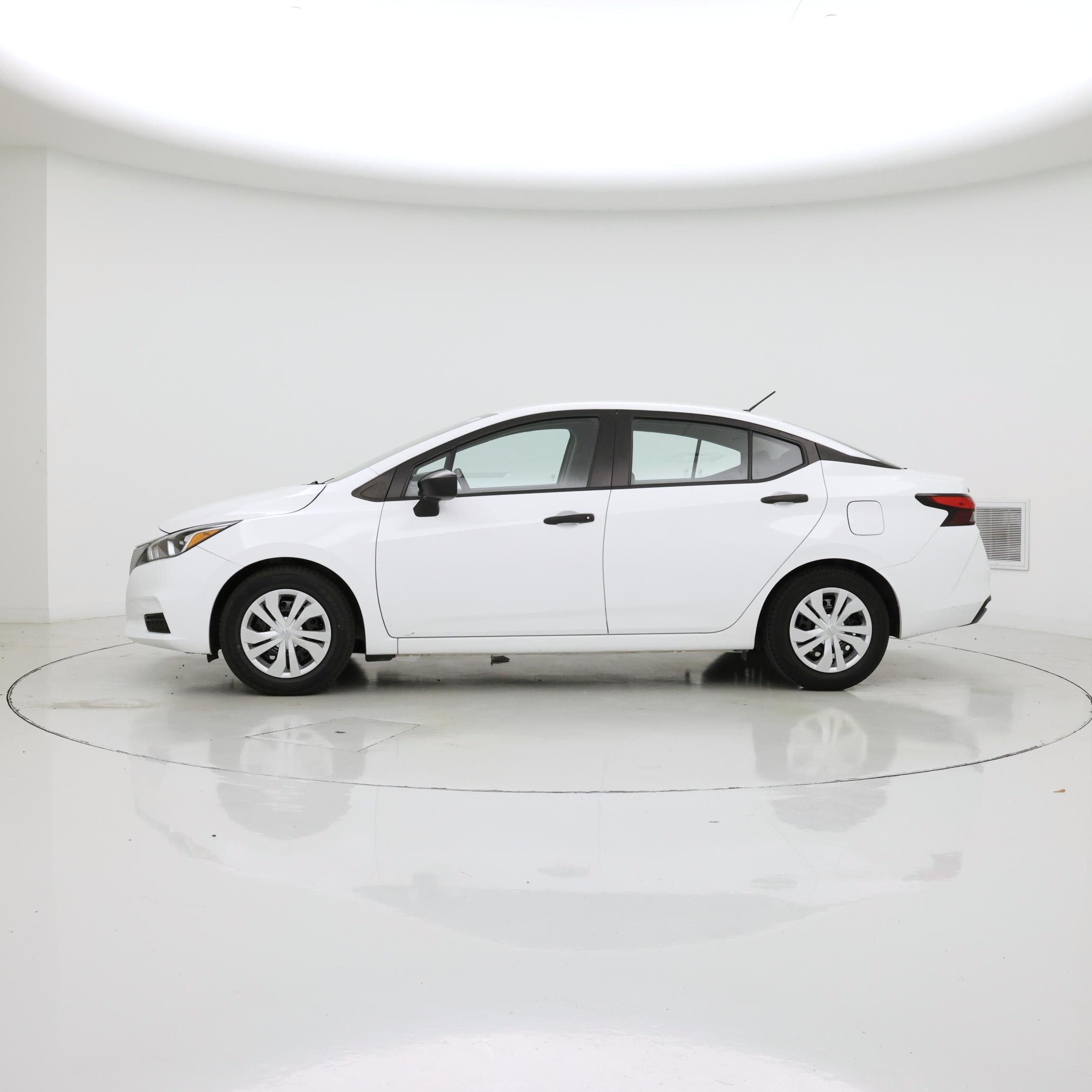 Thumbnail: 2022 Nissan Versa - 3