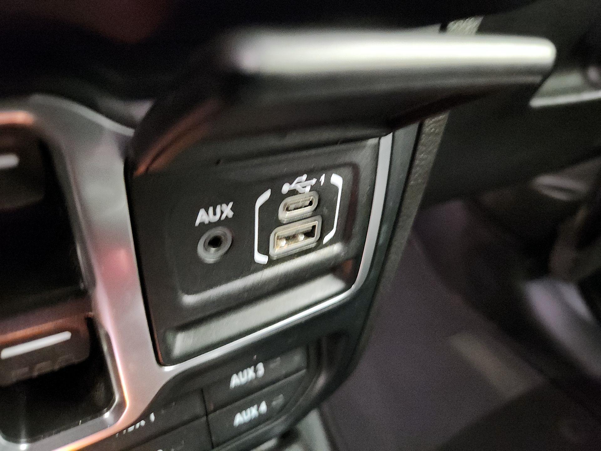 Thumbnail: 2024 Jeep Wrangler - 18