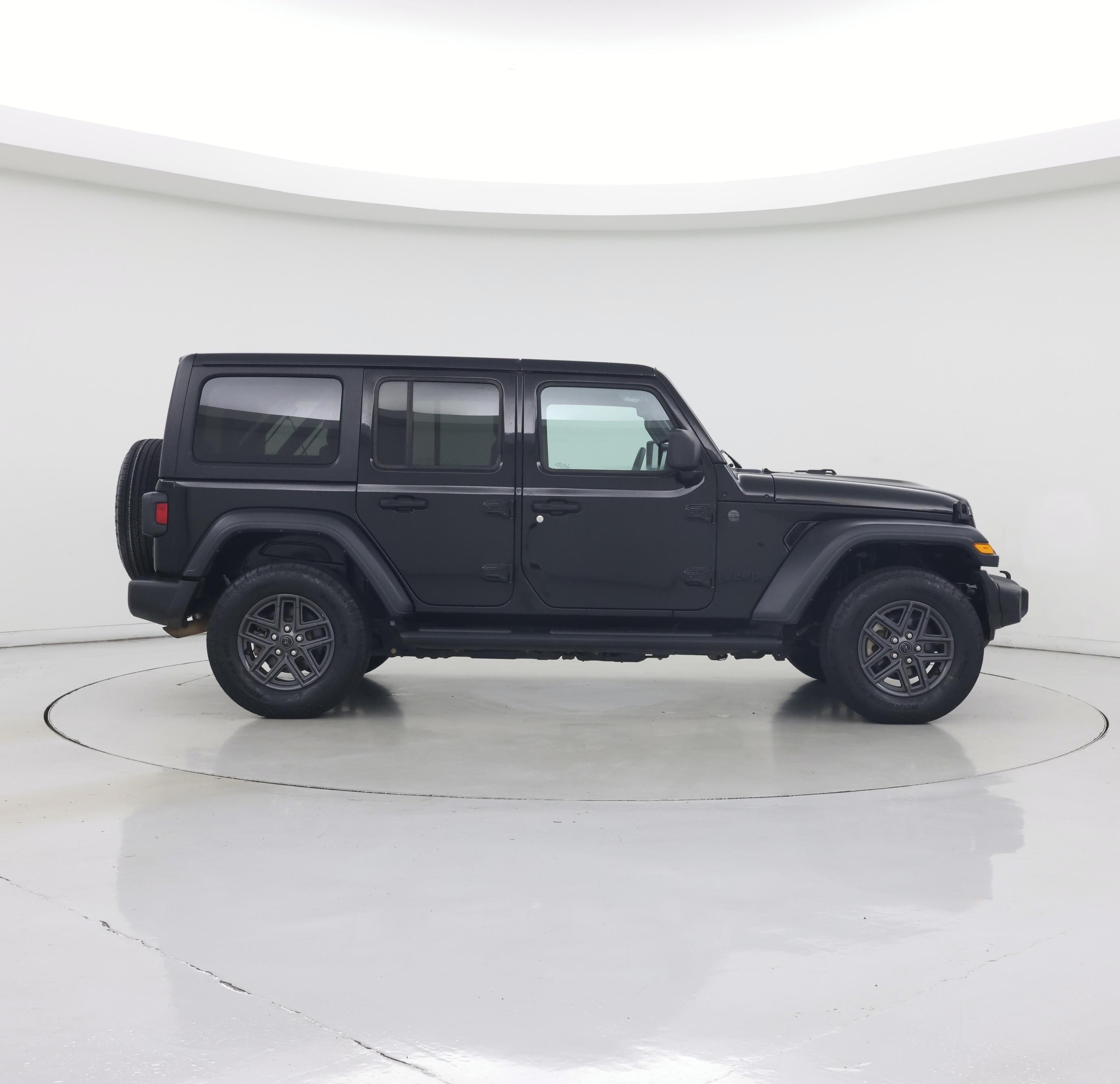 Thumbnail: 2024 Jeep Wrangler - 7