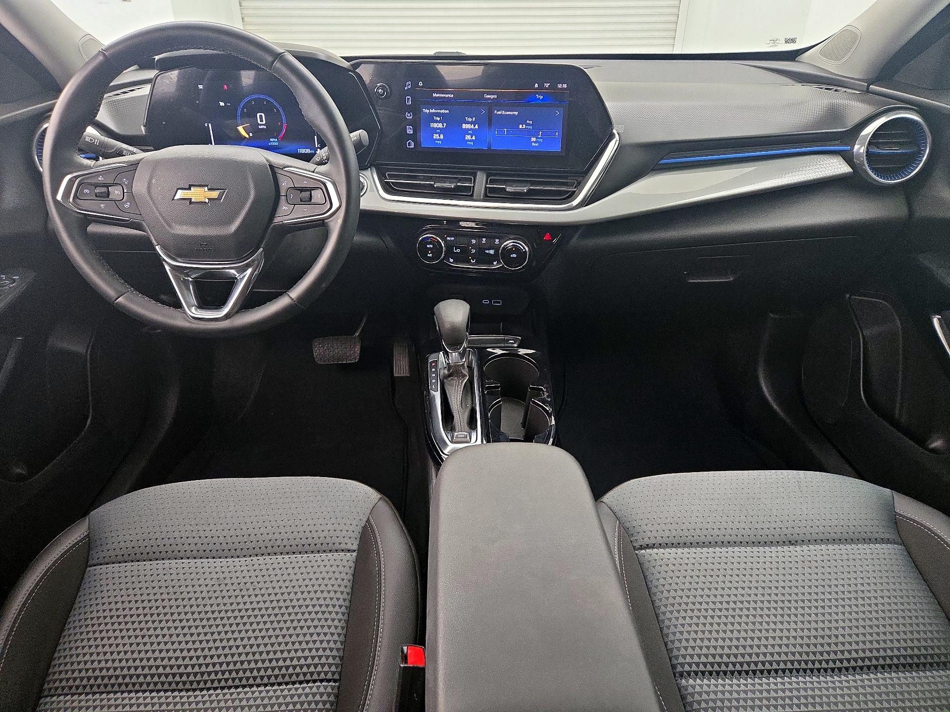 Thumbnail: 2025 Chevrolet Trax - 9