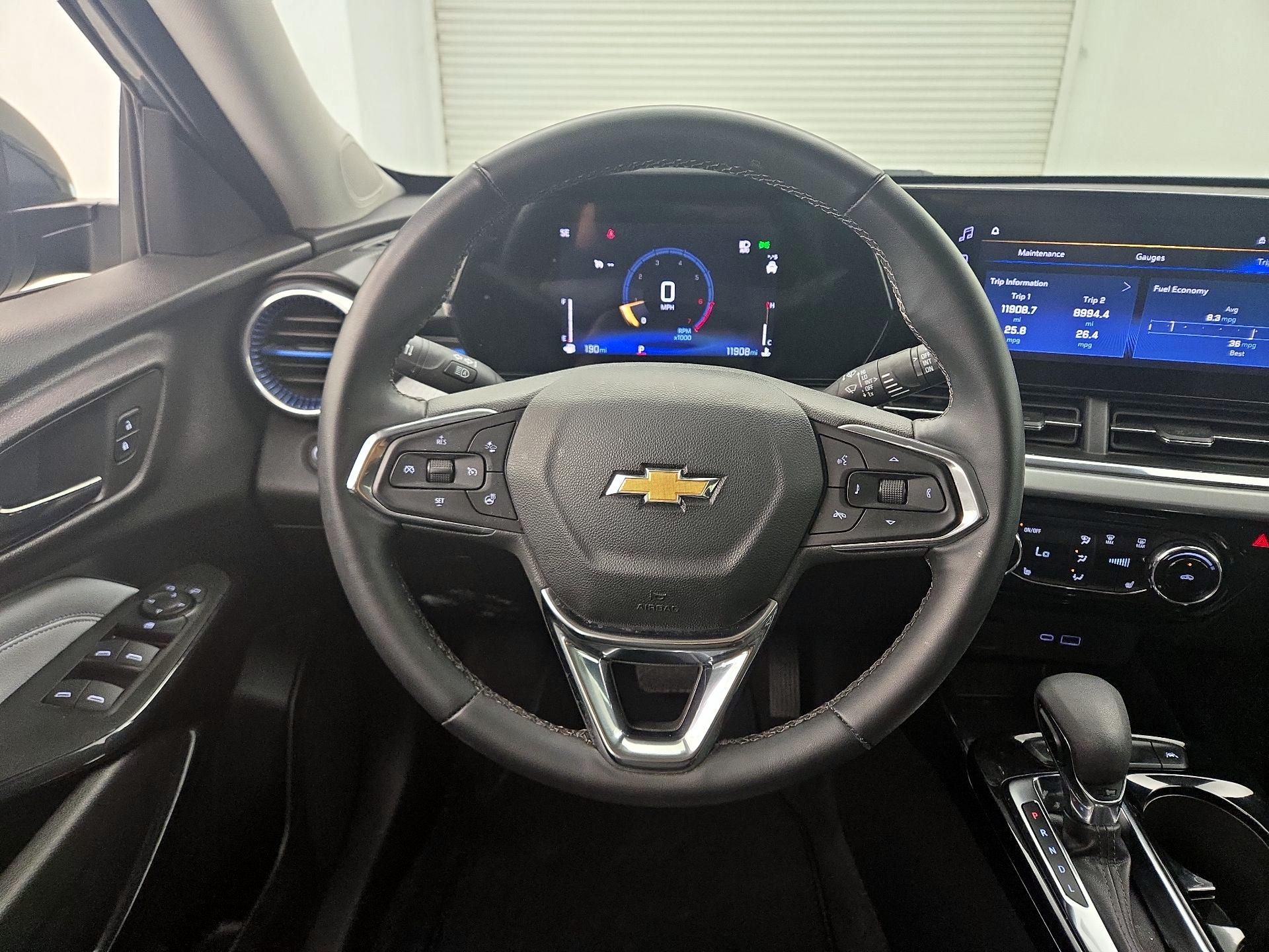 Thumbnail: 2025 Chevrolet Trax - 10