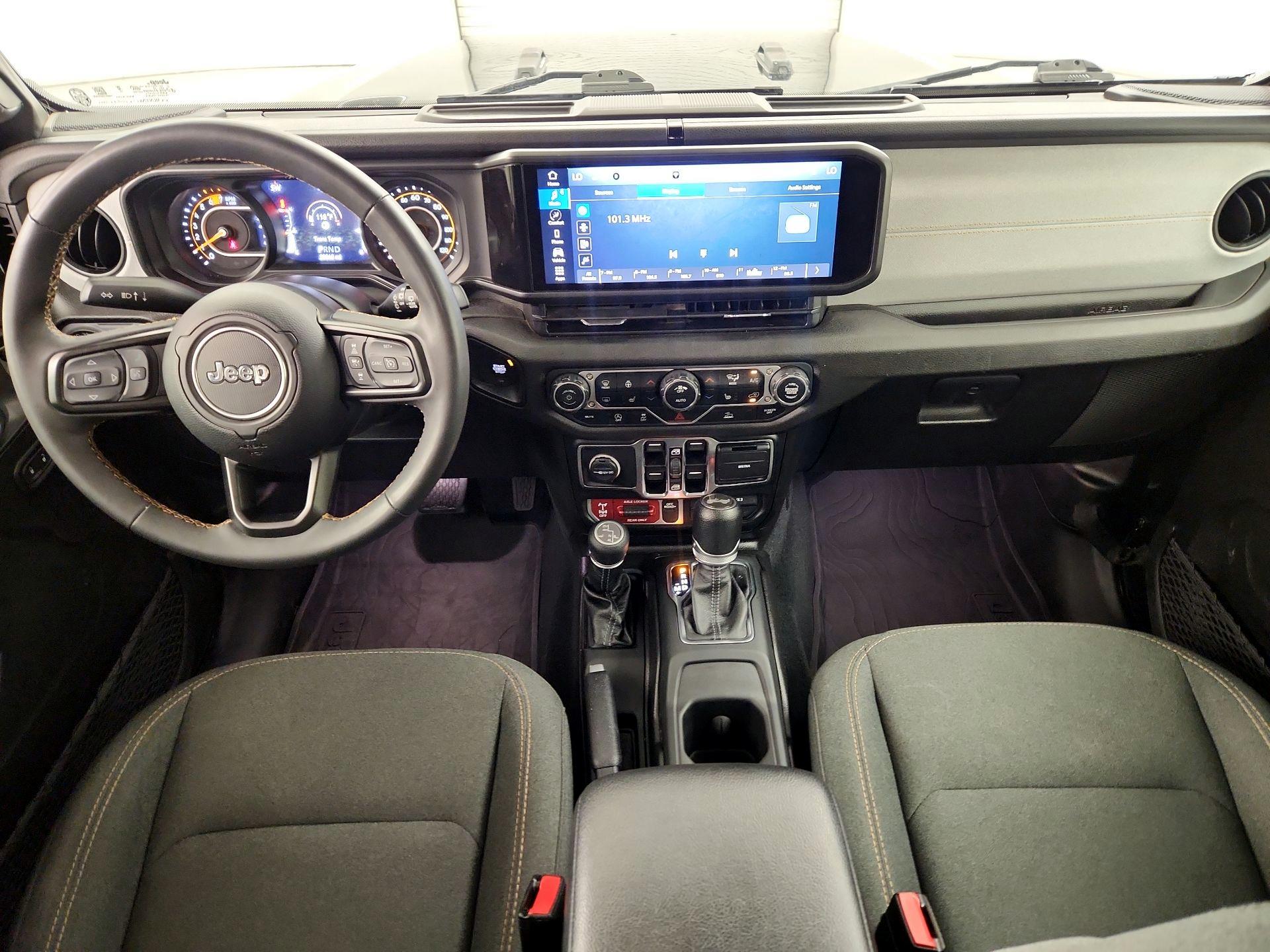 Thumbnail: 2024 Jeep Wrangler - 9