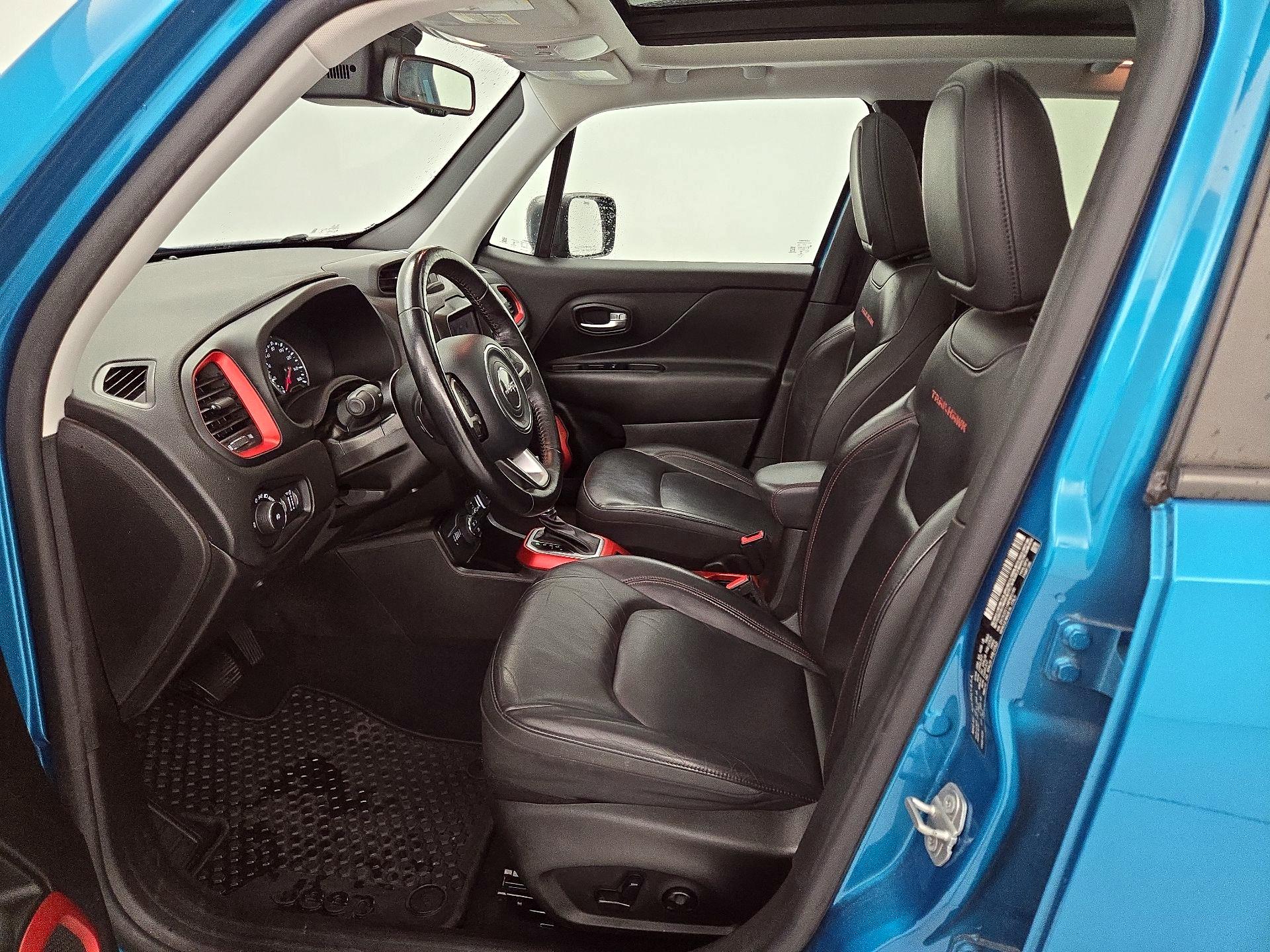 Thumbnail: 2021 Jeep Renegade - 11