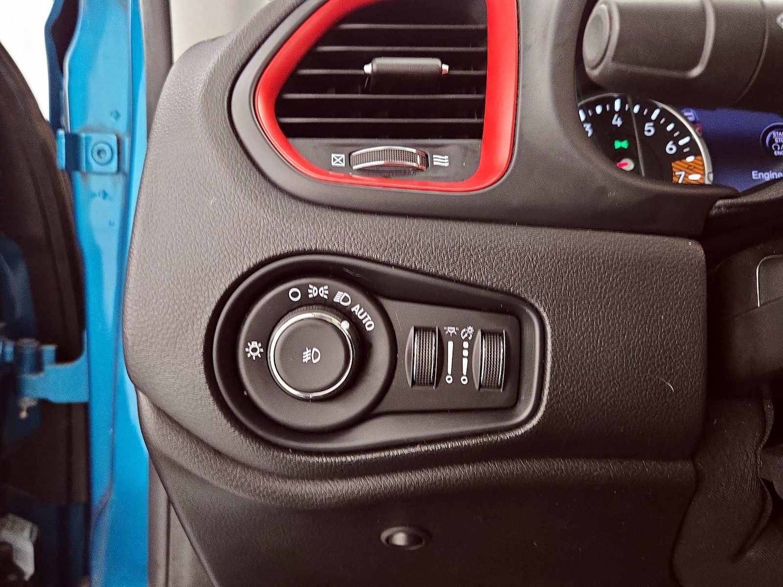 2021 Jeep Renegade Trailhawk - Photo 14