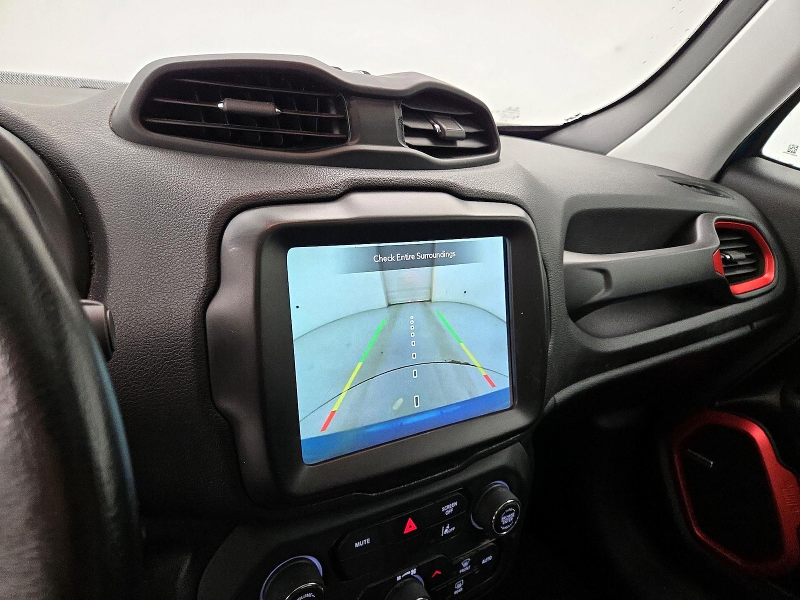 2021 Jeep Renegade Trailhawk - Photo 16