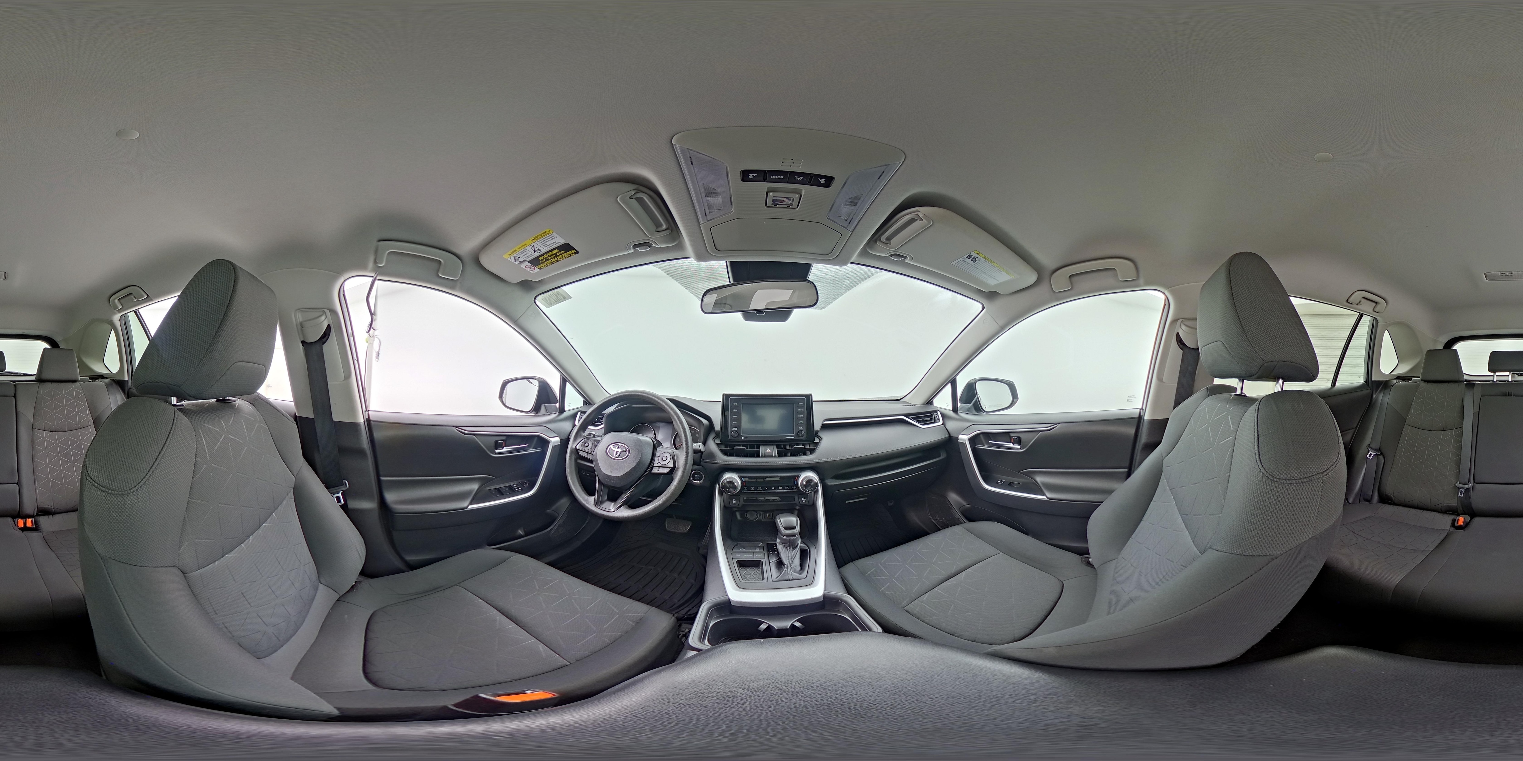 2021 Toyota RAV4 XLE - Photo 24