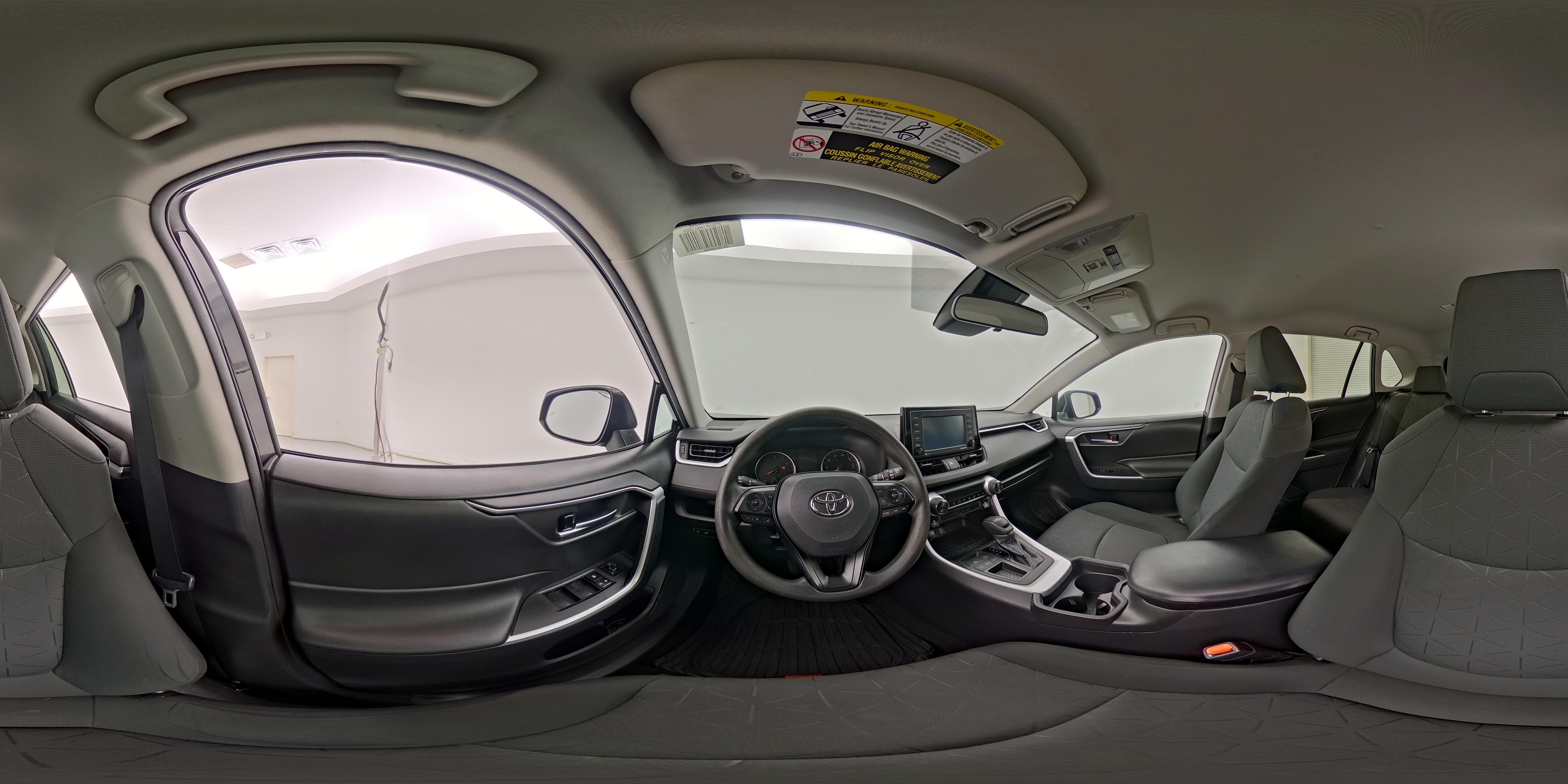 2021 Toyota RAV4 XLE - Photo 26