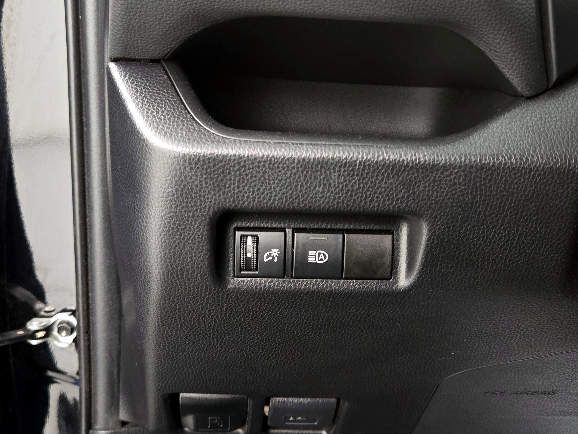 Thumbnail: 2021 Toyota RAV4 - 13