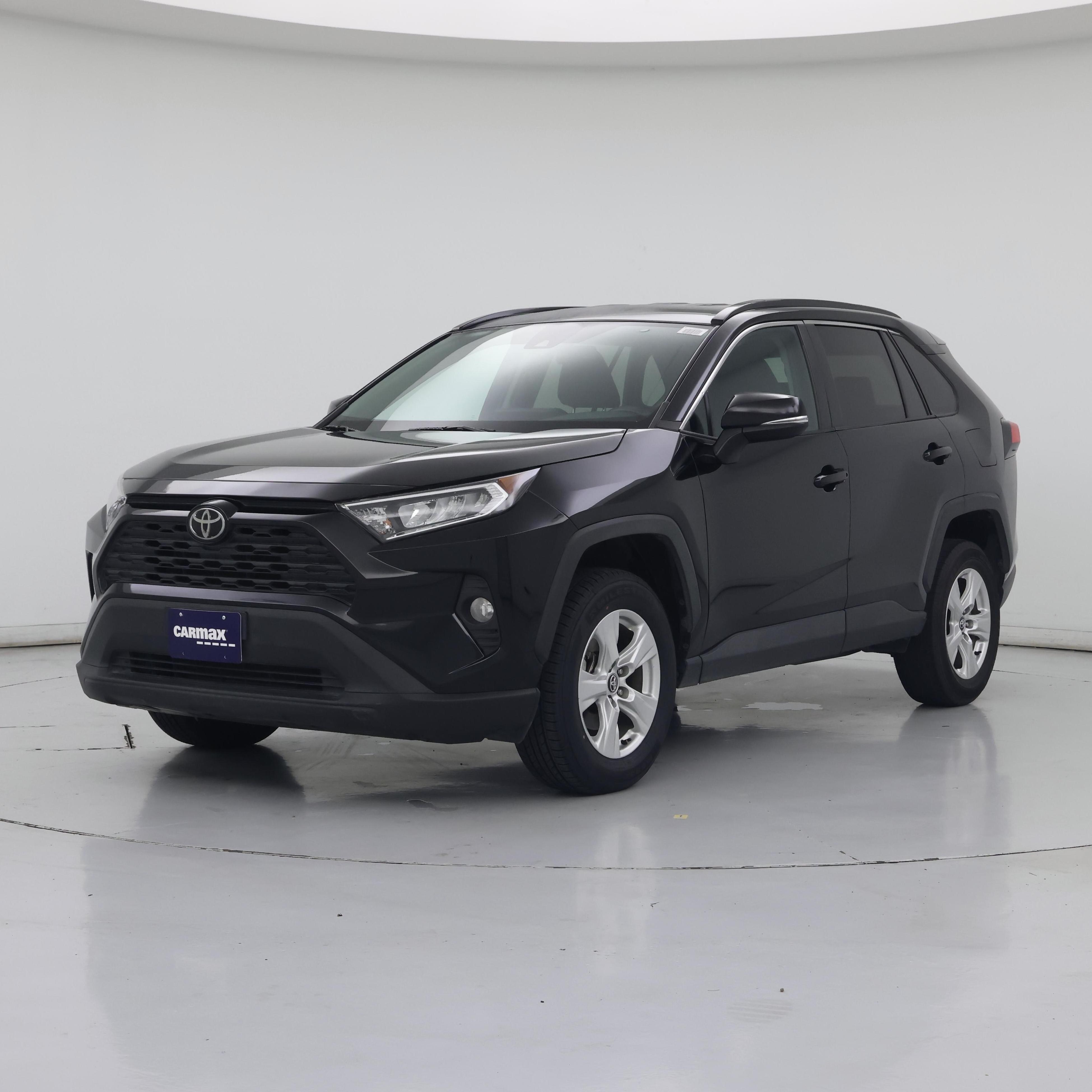 Thumbnail: 2021 Toyota RAV4 - 4