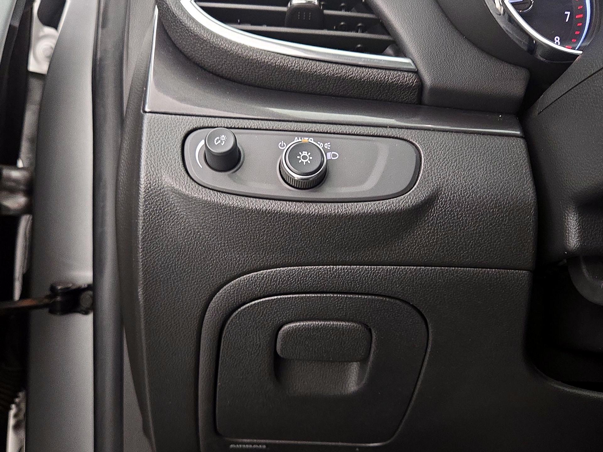 Thumbnail: 2018 Buick Encore - 13