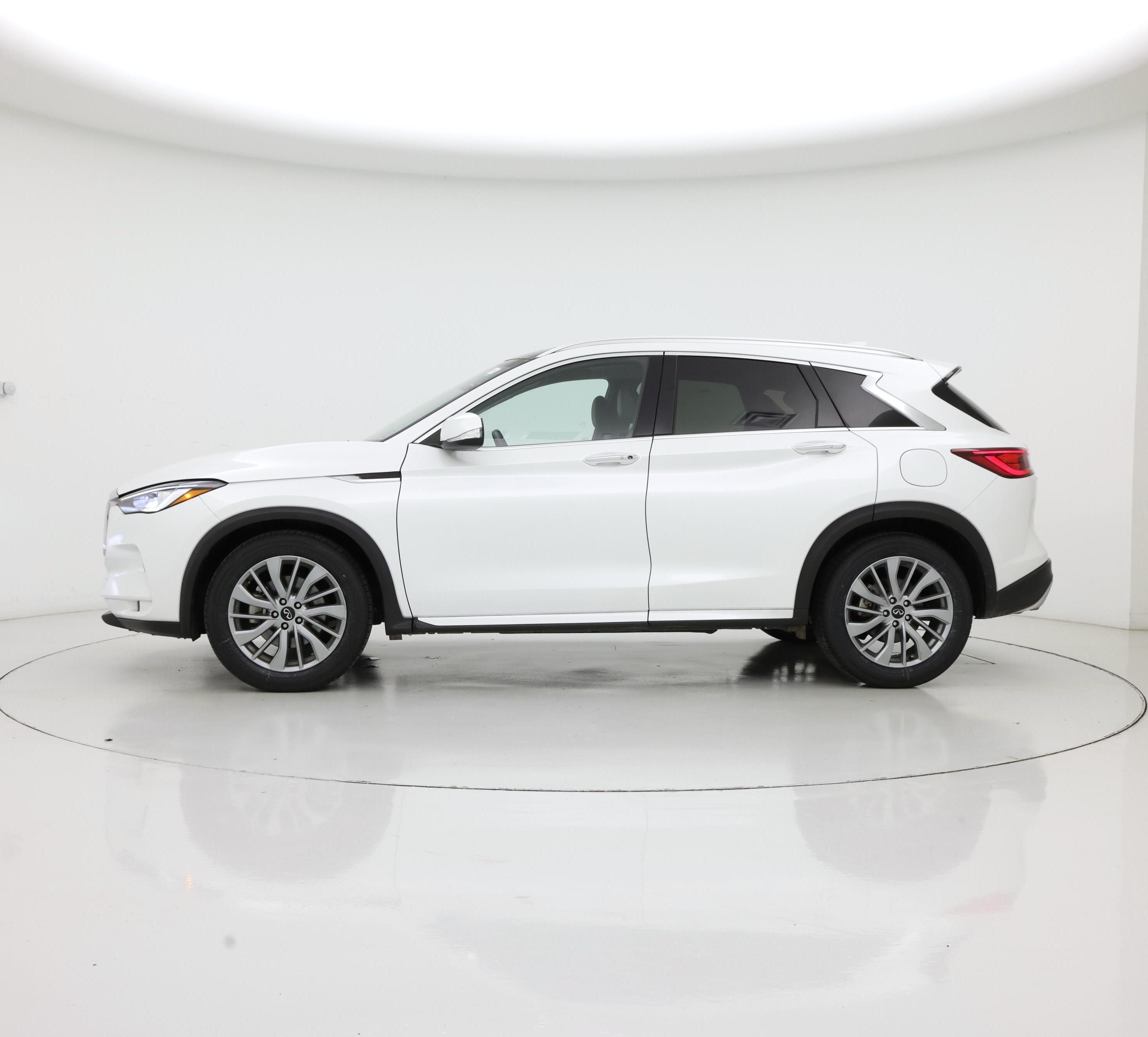 Thumbnail: 2024 INFINITI QX50 - 3