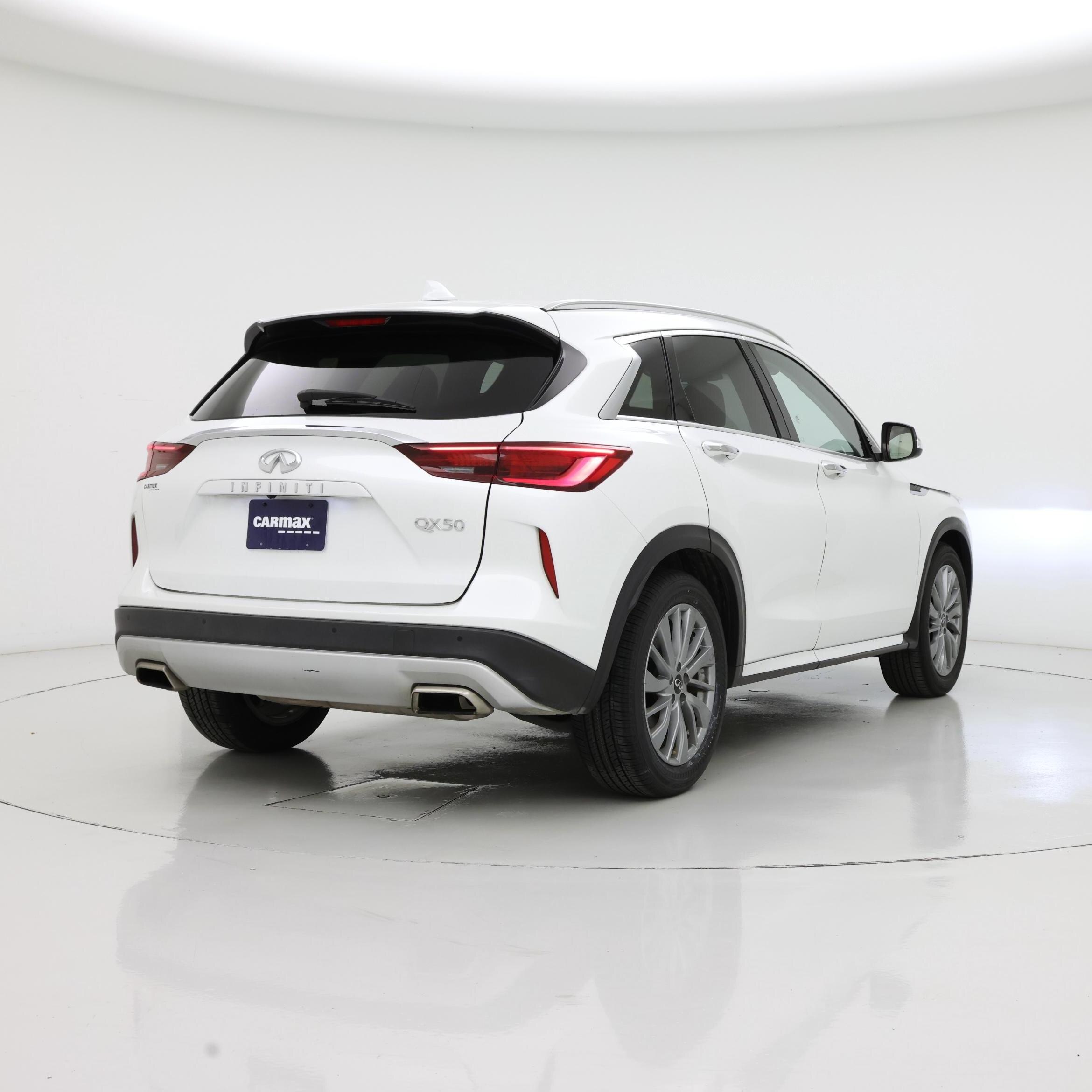 Thumbnail: 2024 INFINITI QX50 - 8