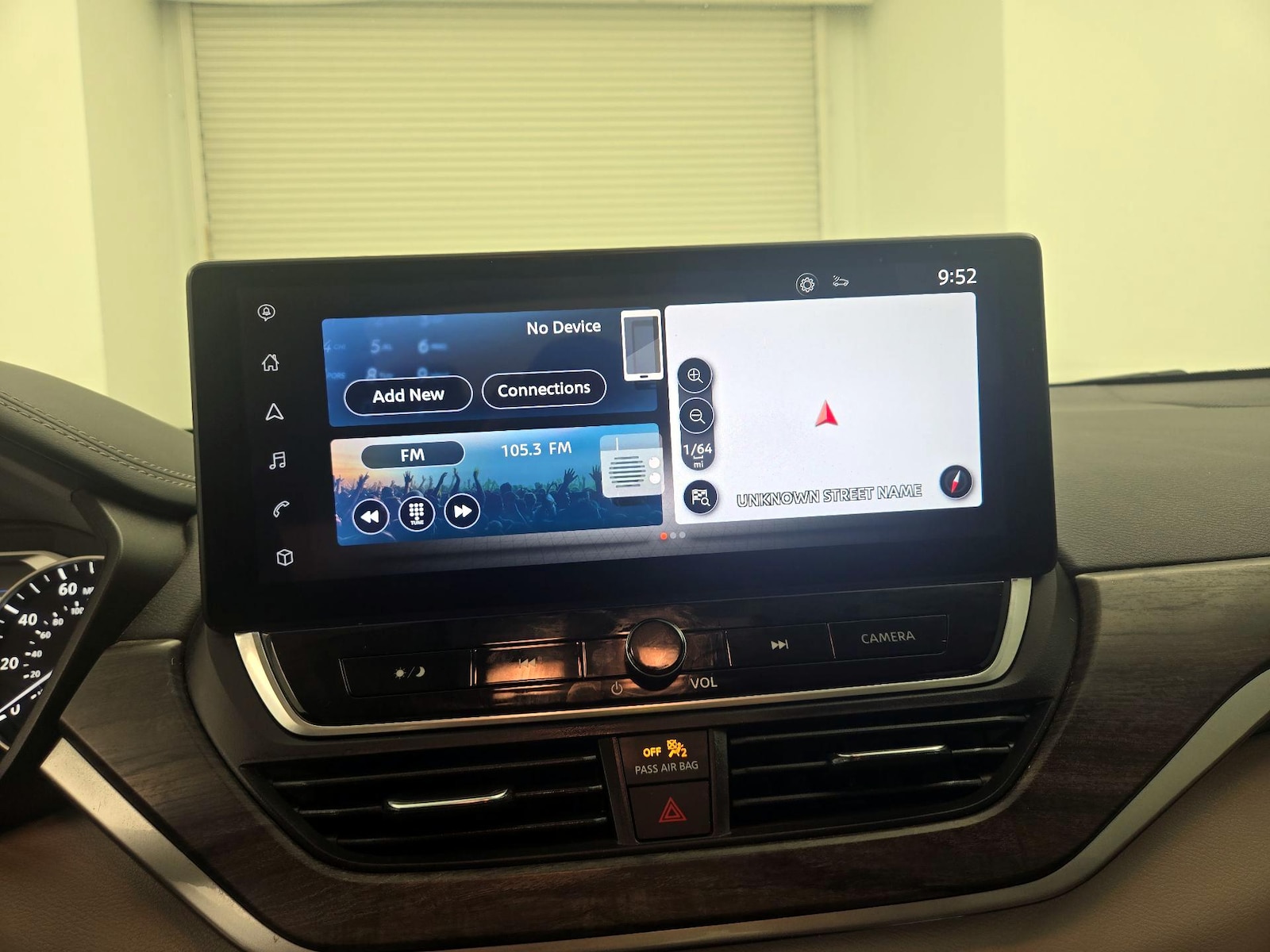 2024 Nissan Altima SV - Photo 17