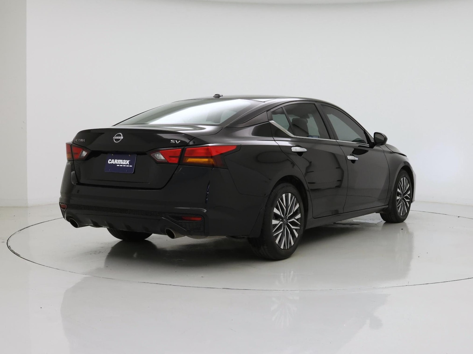 2024 Nissan Altima SV - Photo 9