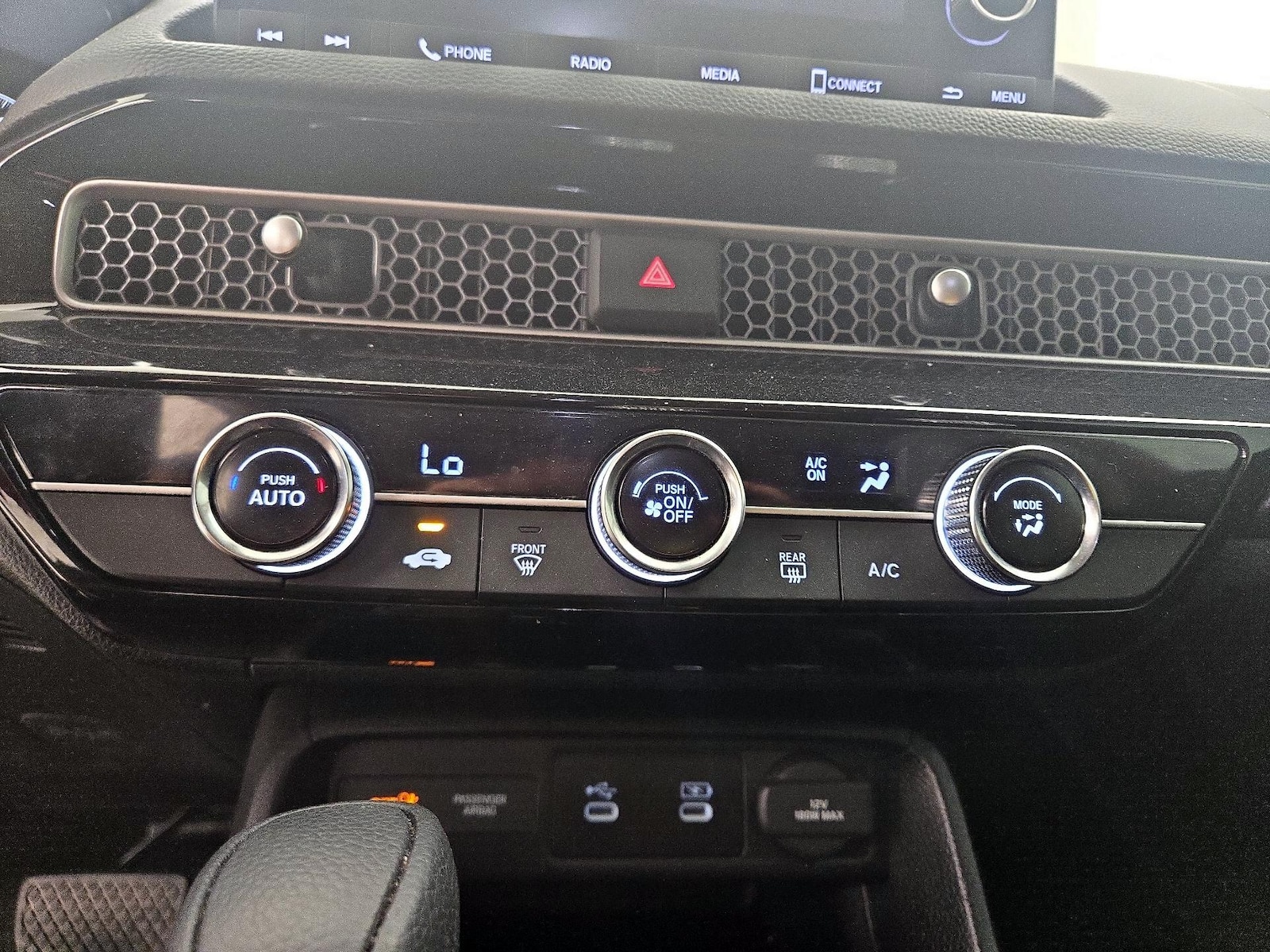 2025 Honda Civic LX - Photo 17