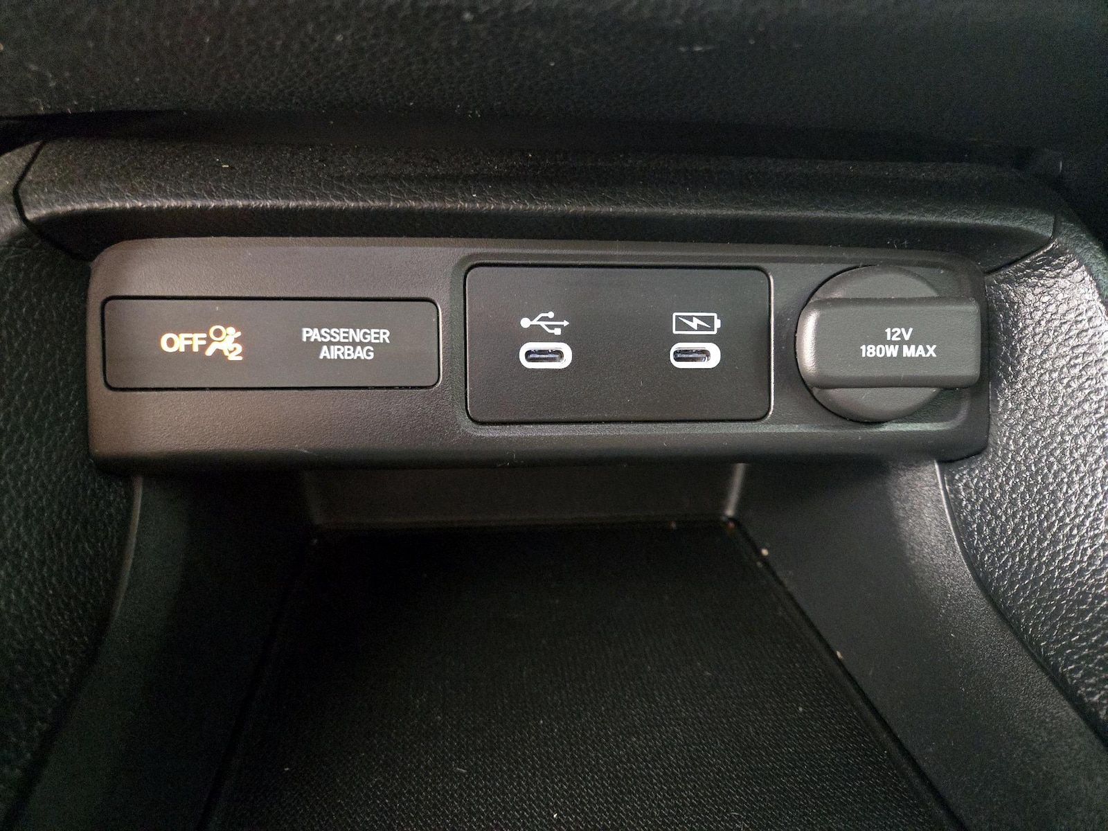 2025 Honda Civic LX - Photo 19