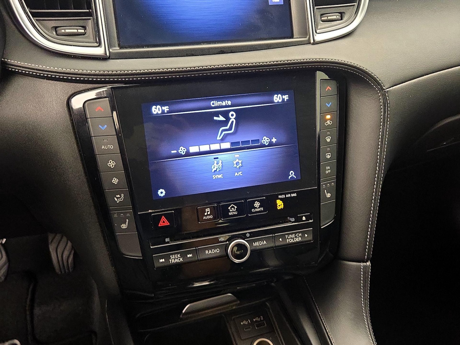 2023 INFINITI QX55 Luxe - Photo 17