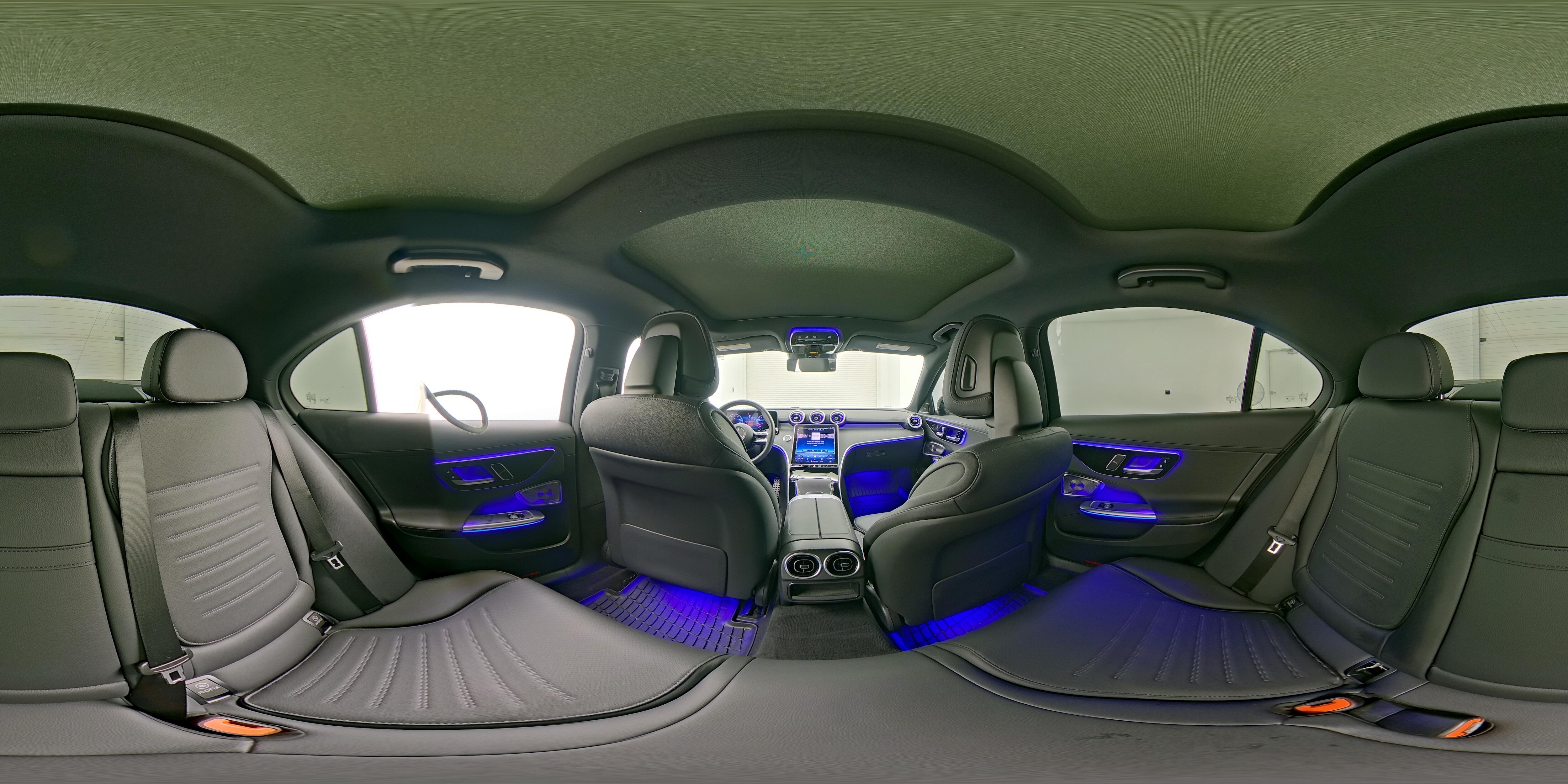 2025 Mercedes-Benz C-Class Sedan C 300 - Photo 27