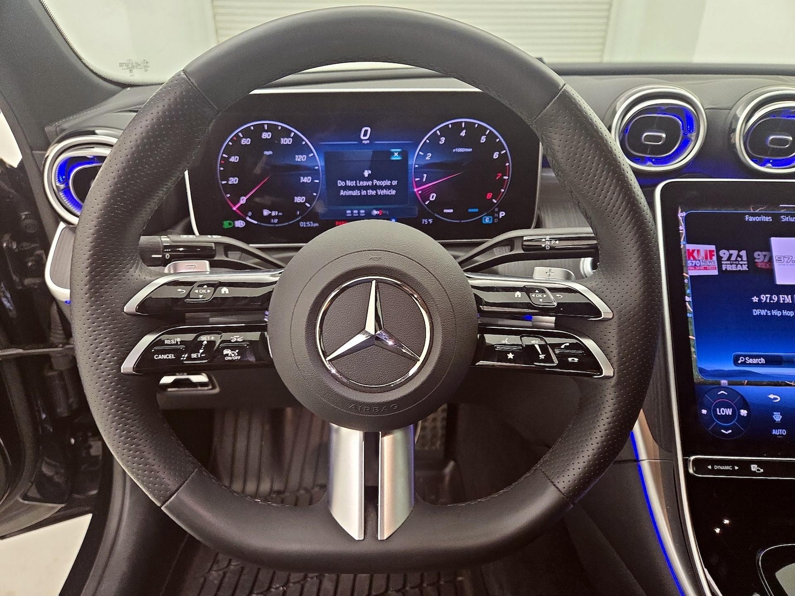 2025 Mercedes-Benz C-Class Sedan C 300 - Photo 11