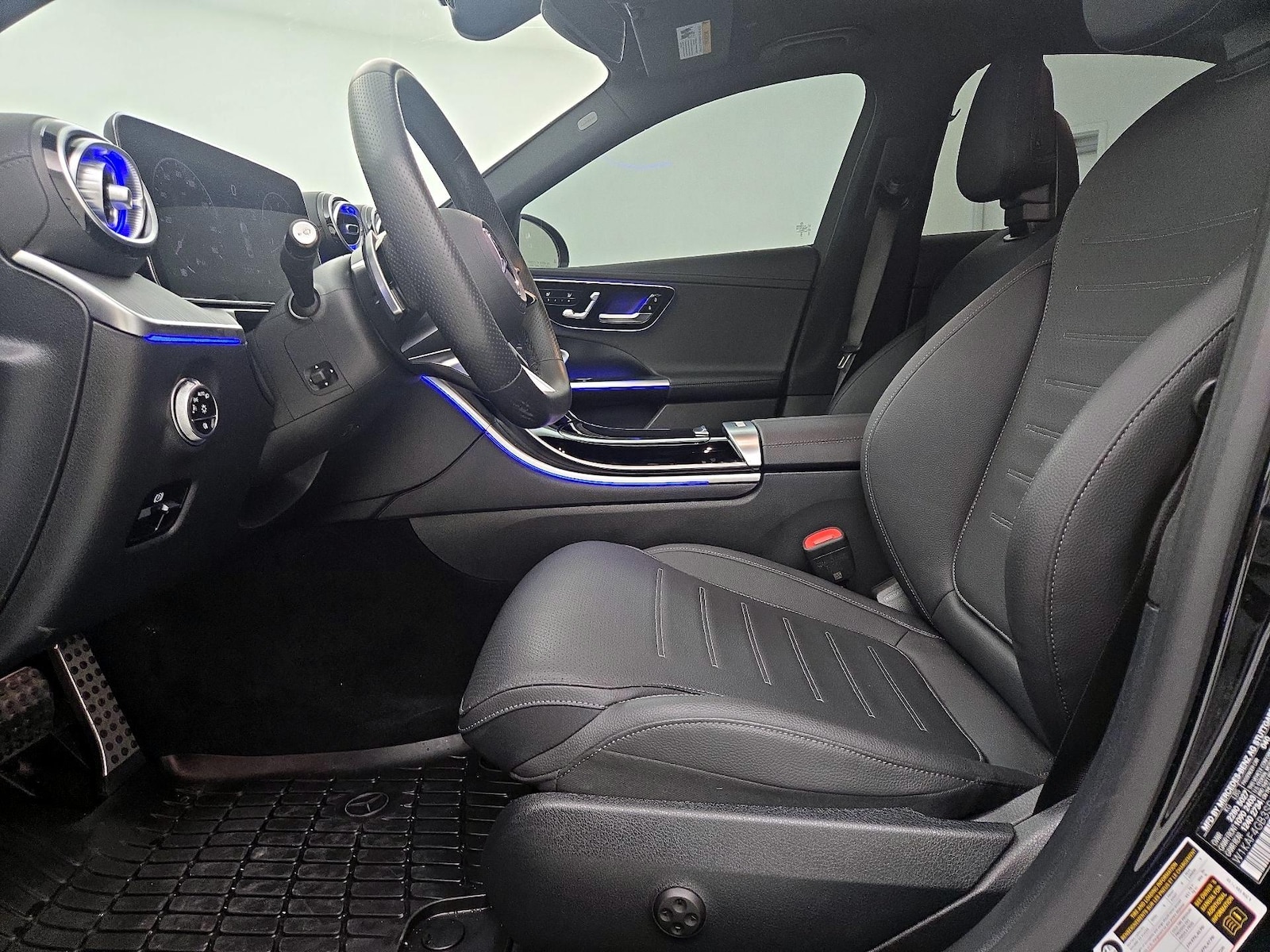 2025 Mercedes-Benz C-Class Sedan C 300 - Photo 12