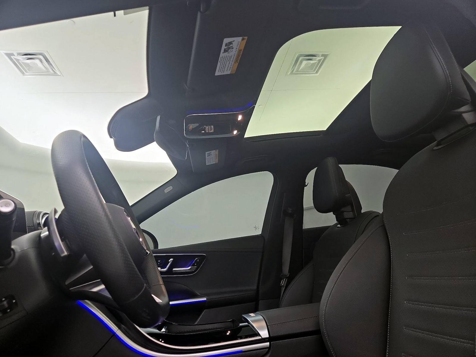 2025 Mercedes-Benz C-Class Sedan C 300 - Photo 21
