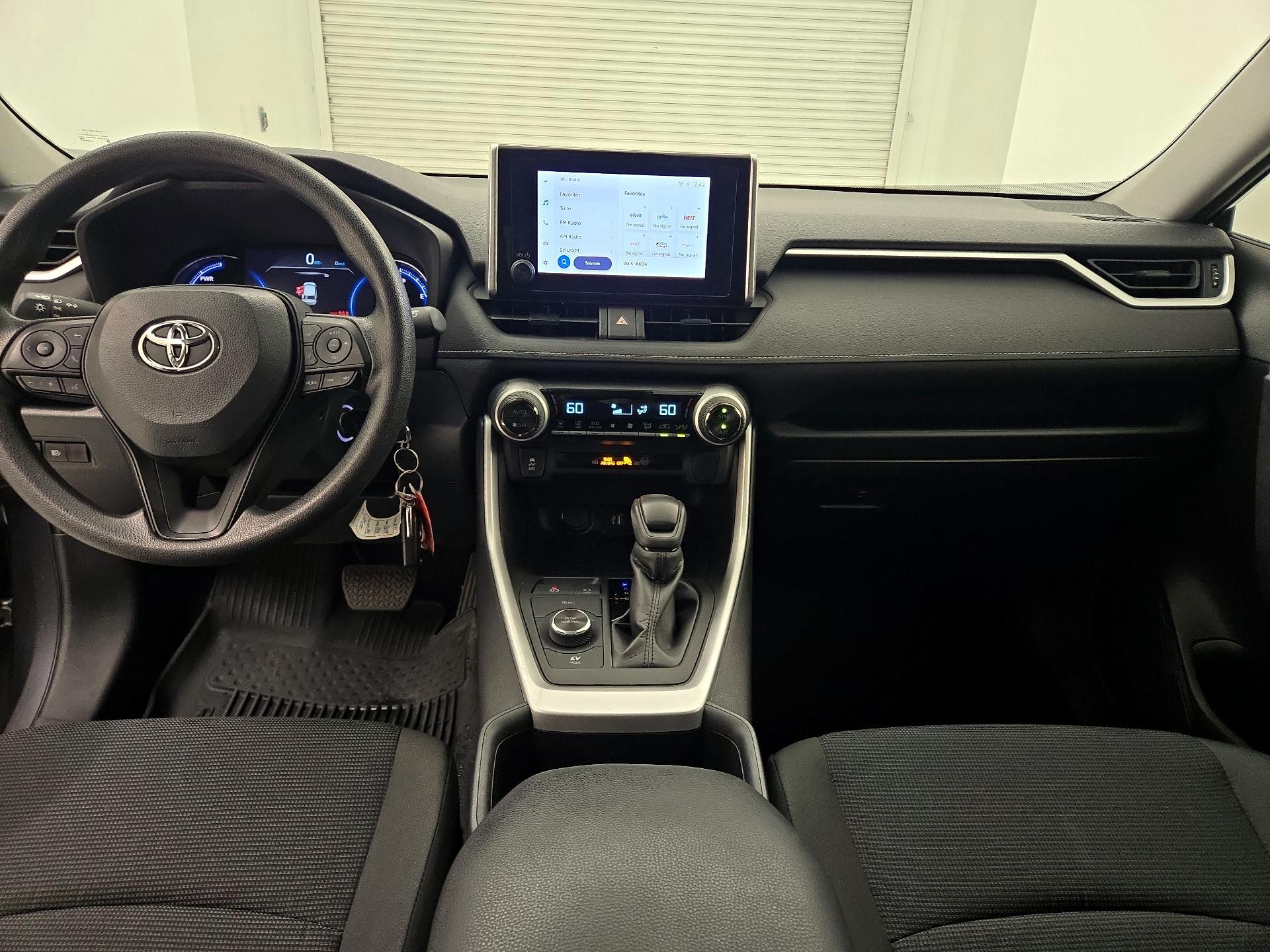 Thumbnail: 2024 Toyota RAV4 - 9