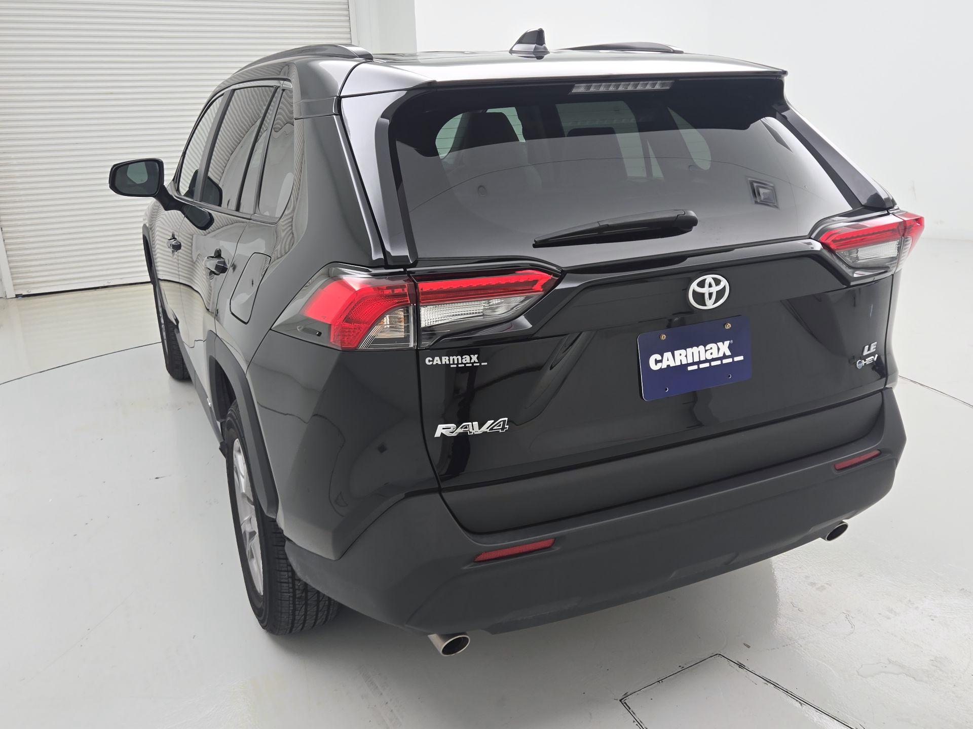 Thumbnail: 2025 Toyota RAV4 - 7