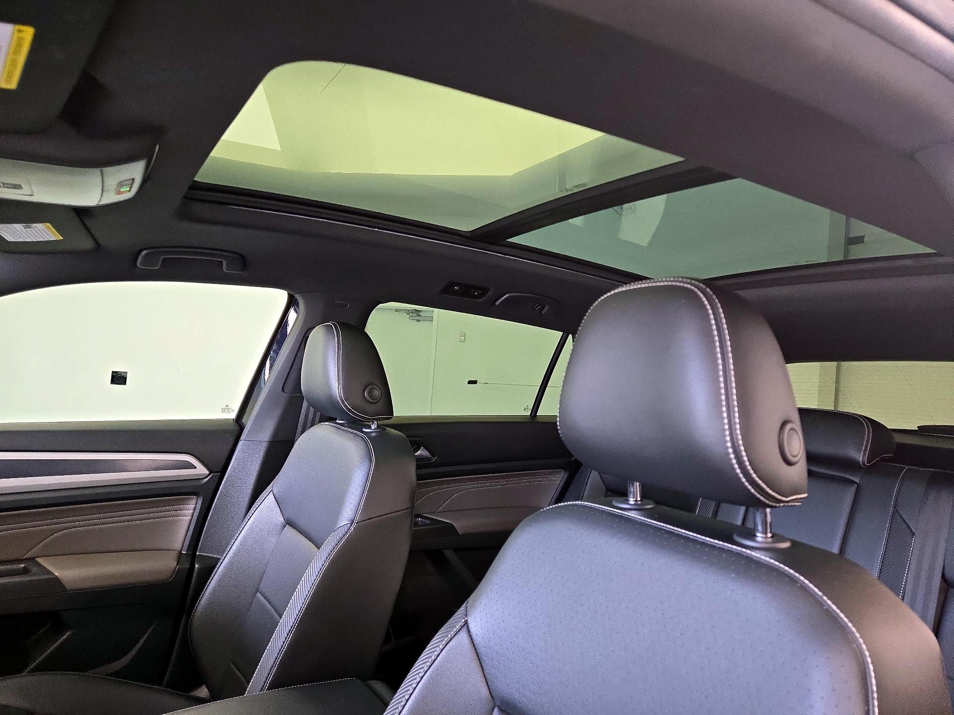 Thumbnail: 2022 Volkswagen Atlas - 19