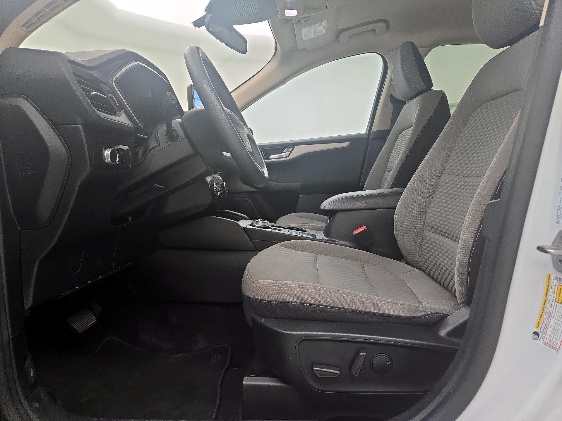Thumbnail: 2020 Ford Escape - 11