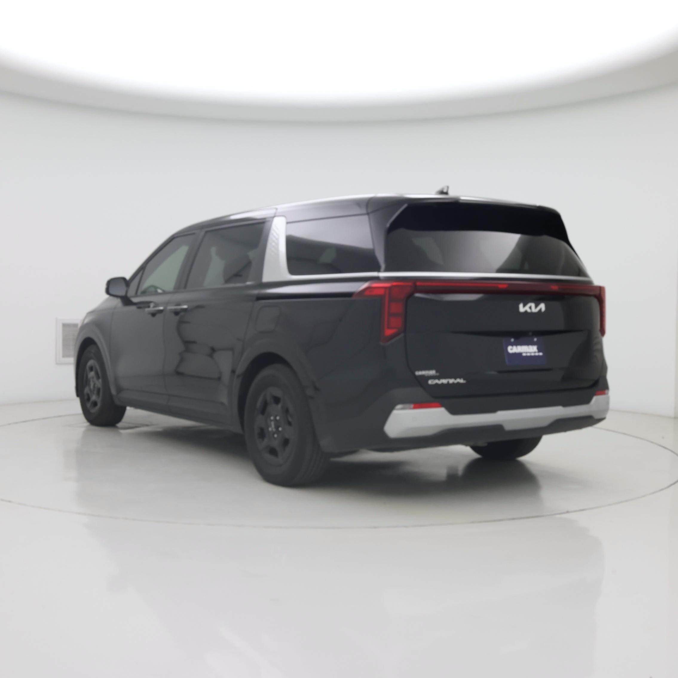 Thumbnail: 2025 Kia Carnival - 2