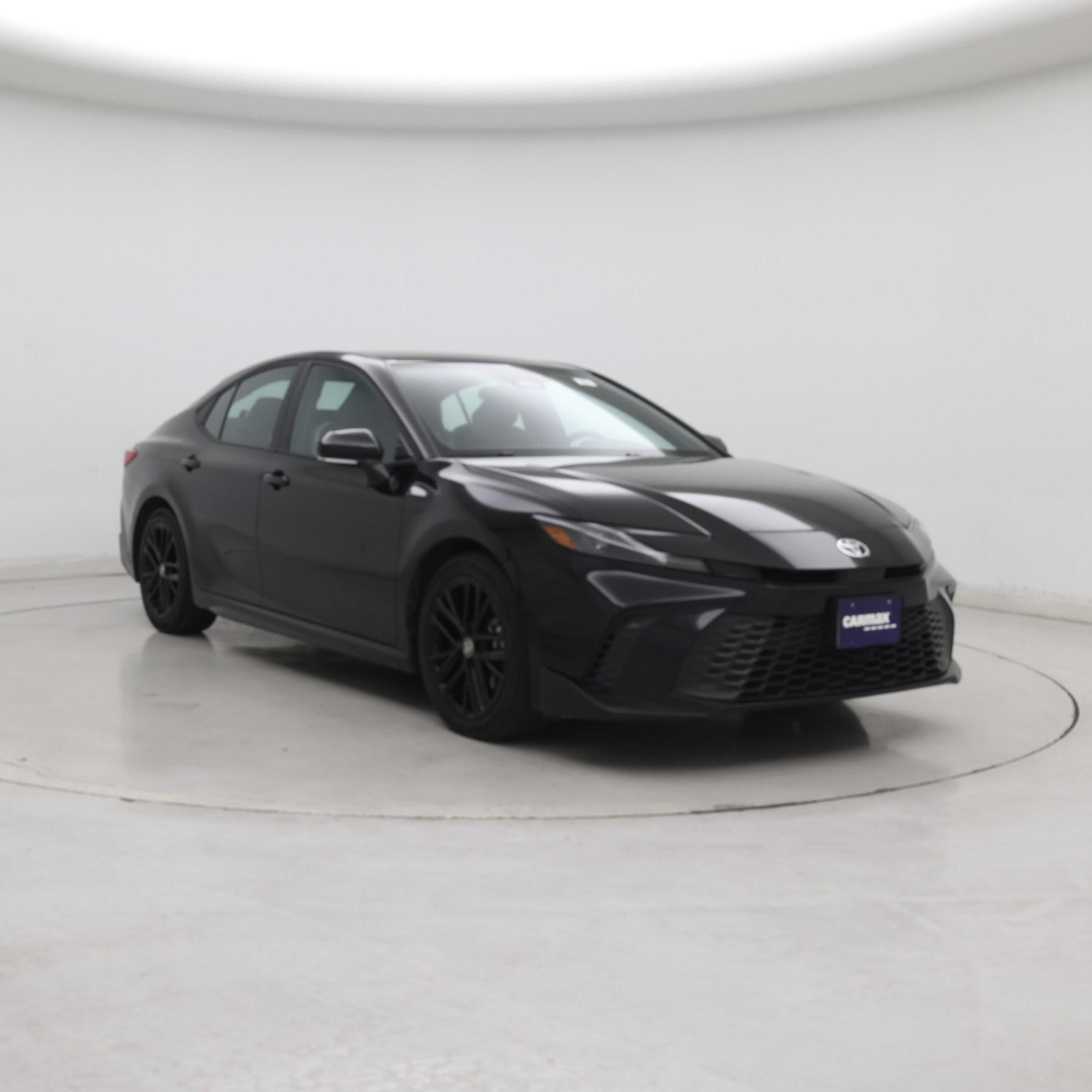 2025 Toyota Camry Negro Sedán Tracción delantera Automática