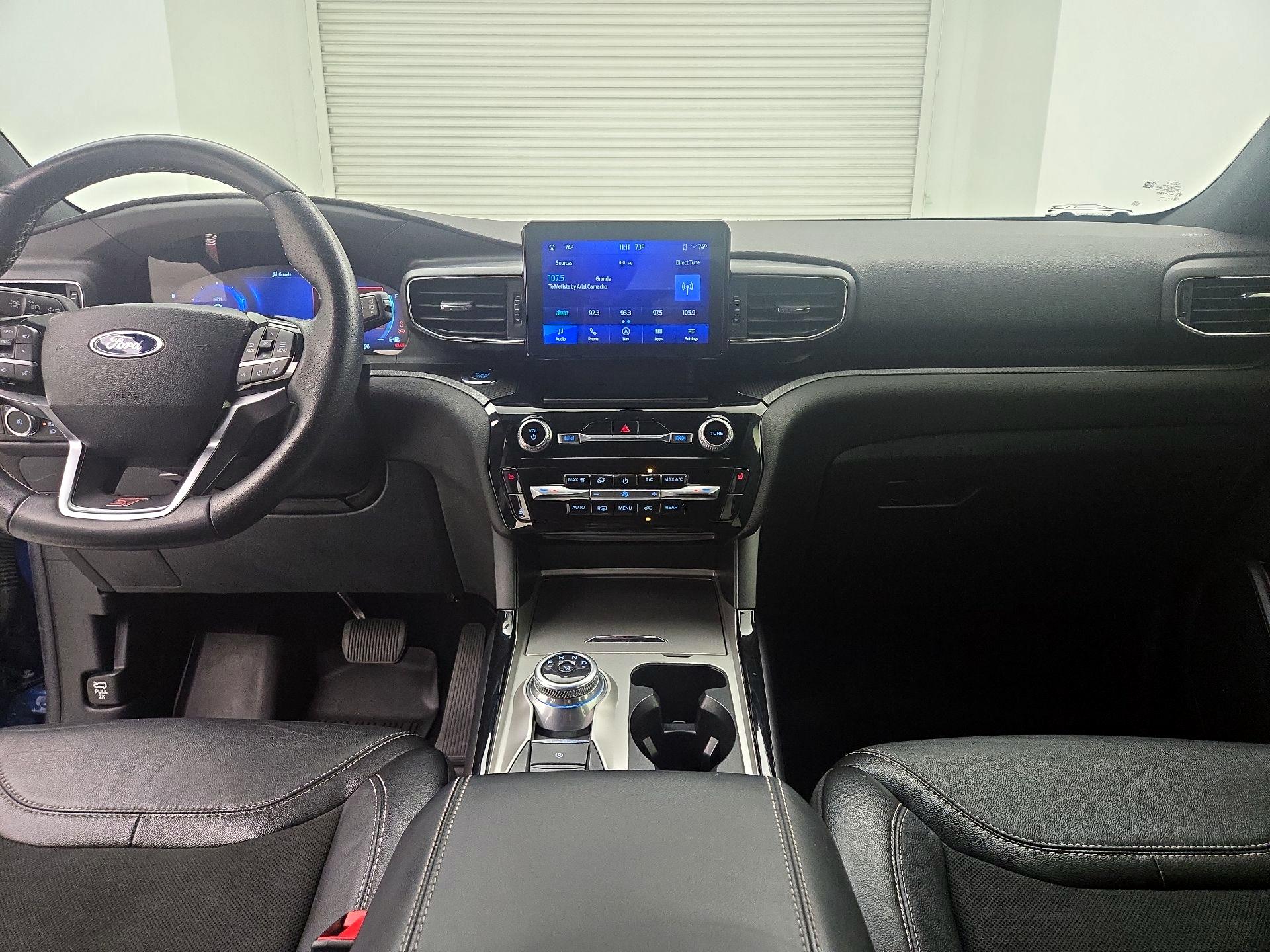 Thumbnail: 2022 Ford Explorer - 9