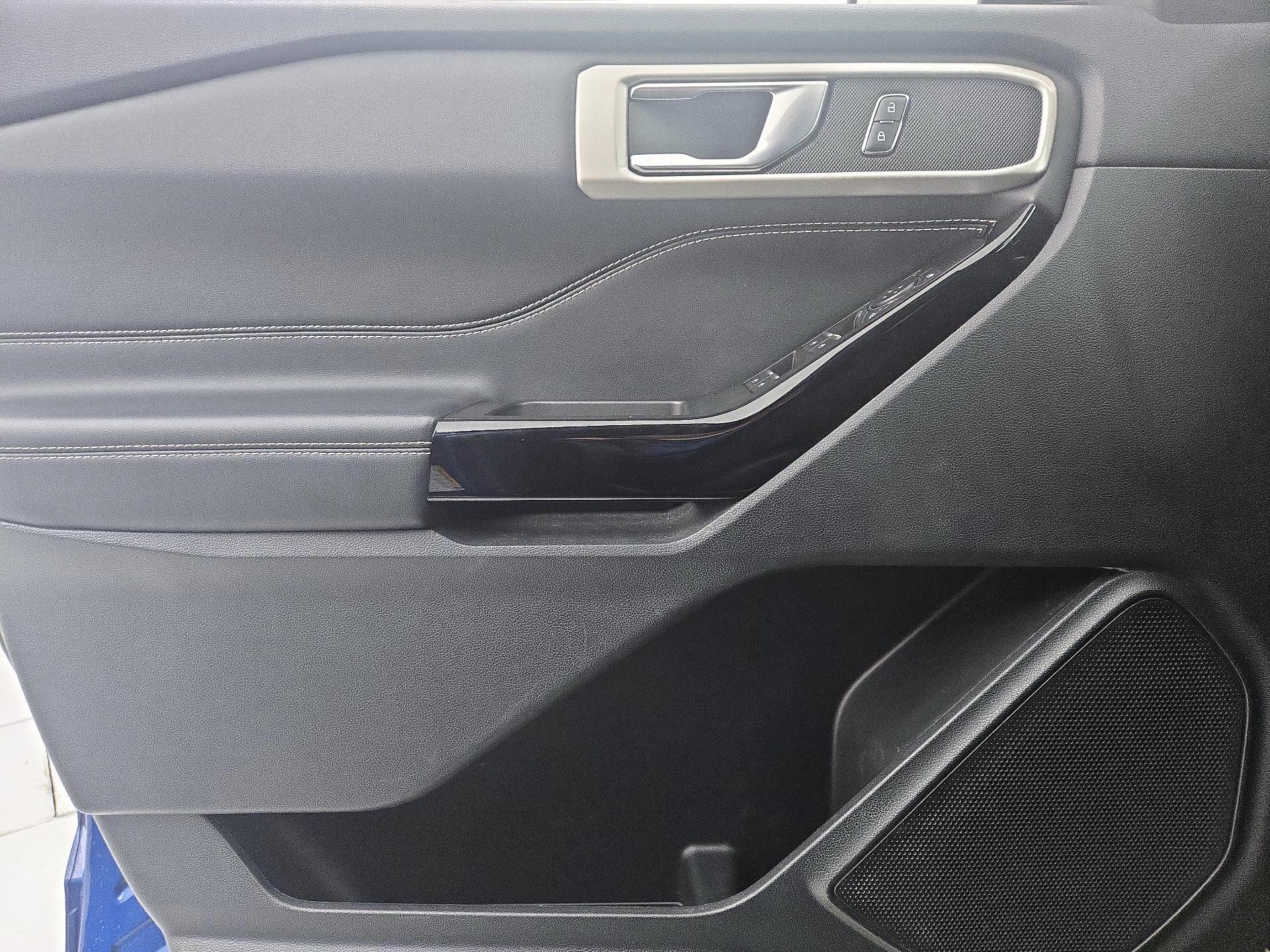 Thumbnail: 2022 Ford Explorer - 12