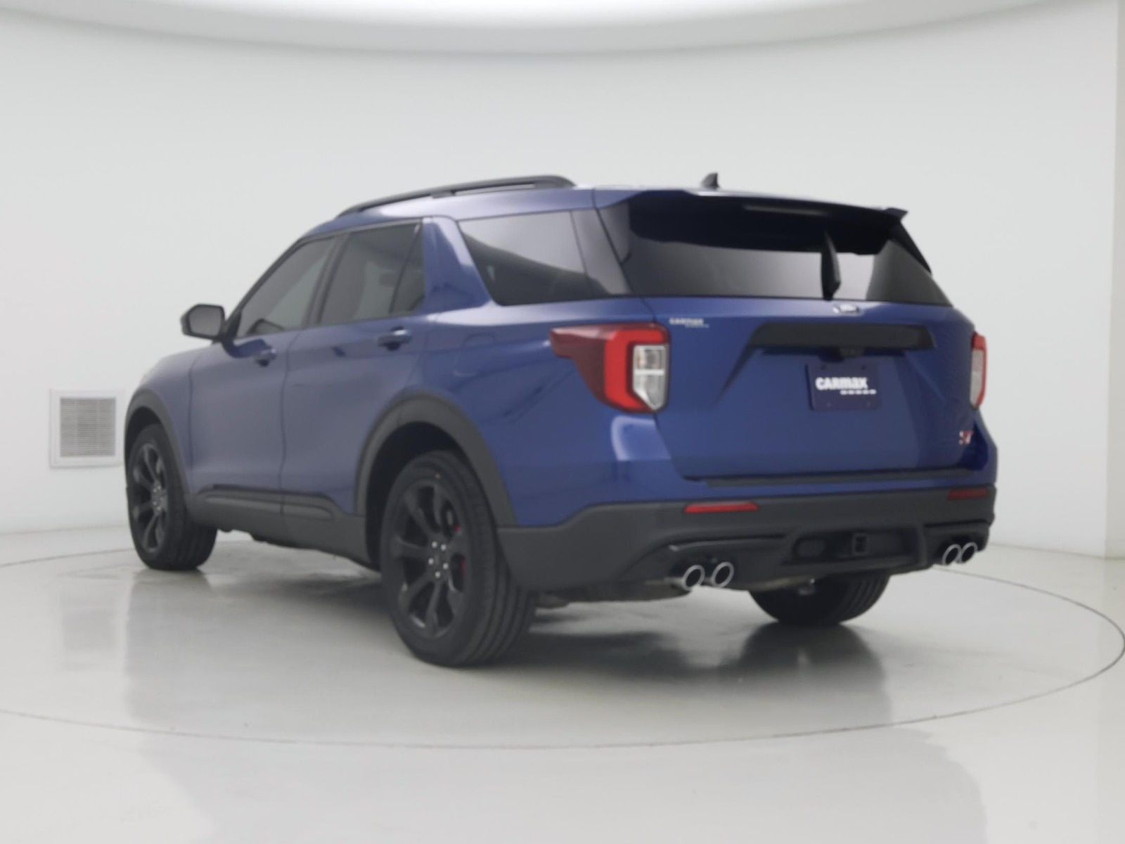 2022 Ford Explorer ST - Photo 3