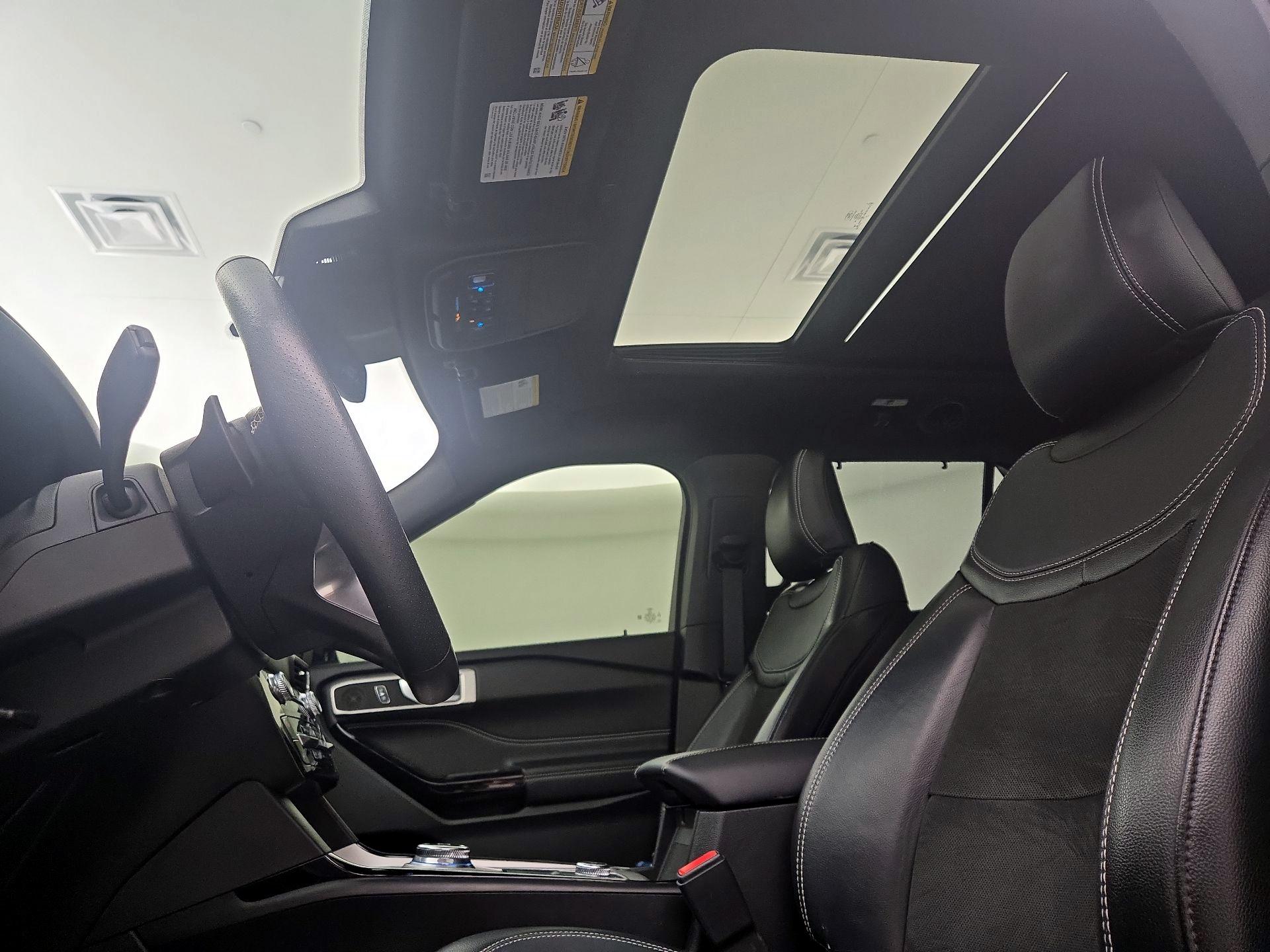 Thumbnail: 2022 Ford Explorer - 20