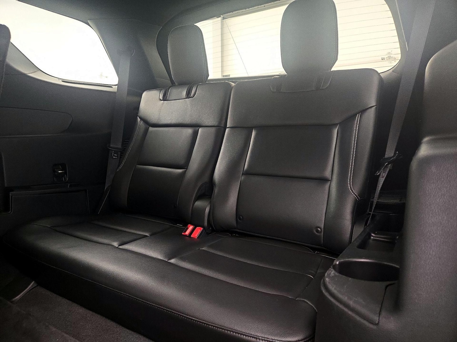 2022 Ford Explorer ST - Photo 23