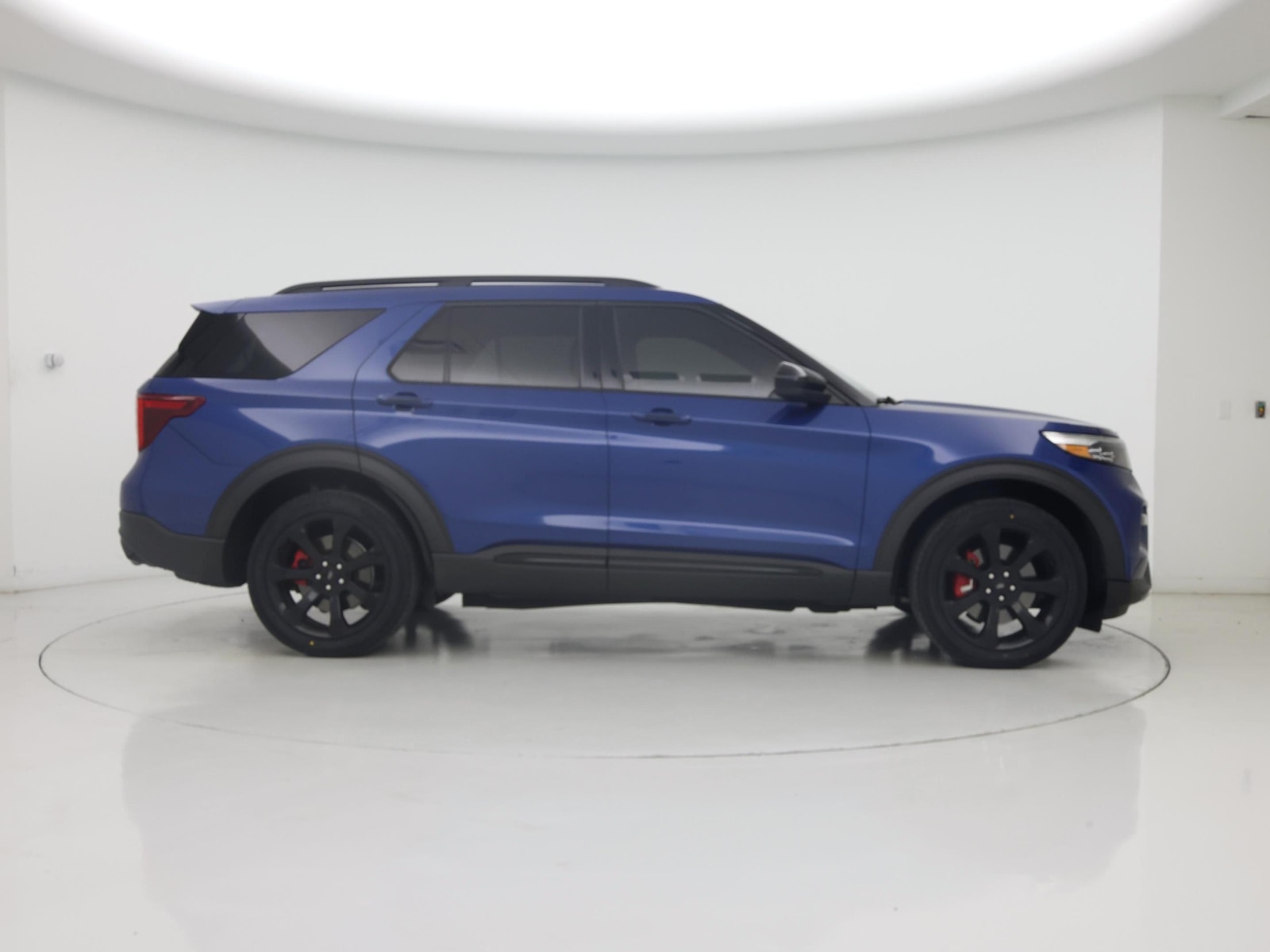 2022 Ford Explorer ST - Photo 8