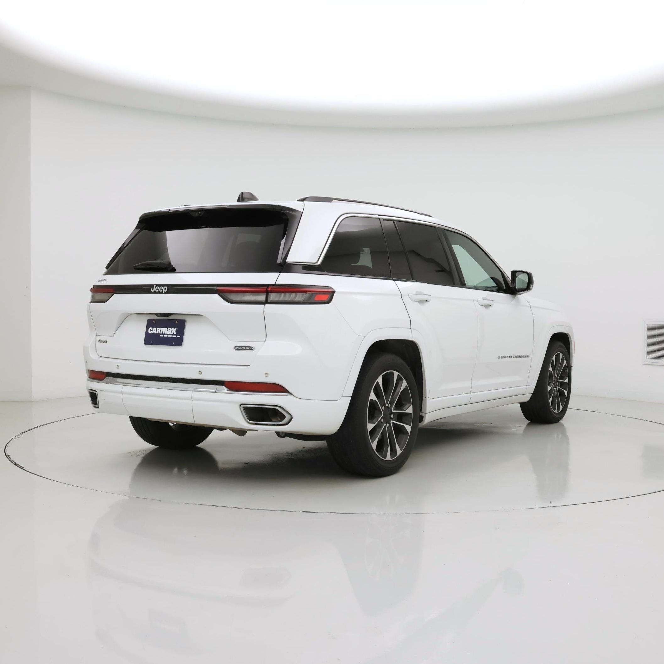 Thumbnail: 2023 Jeep Grand Cherokee - 8