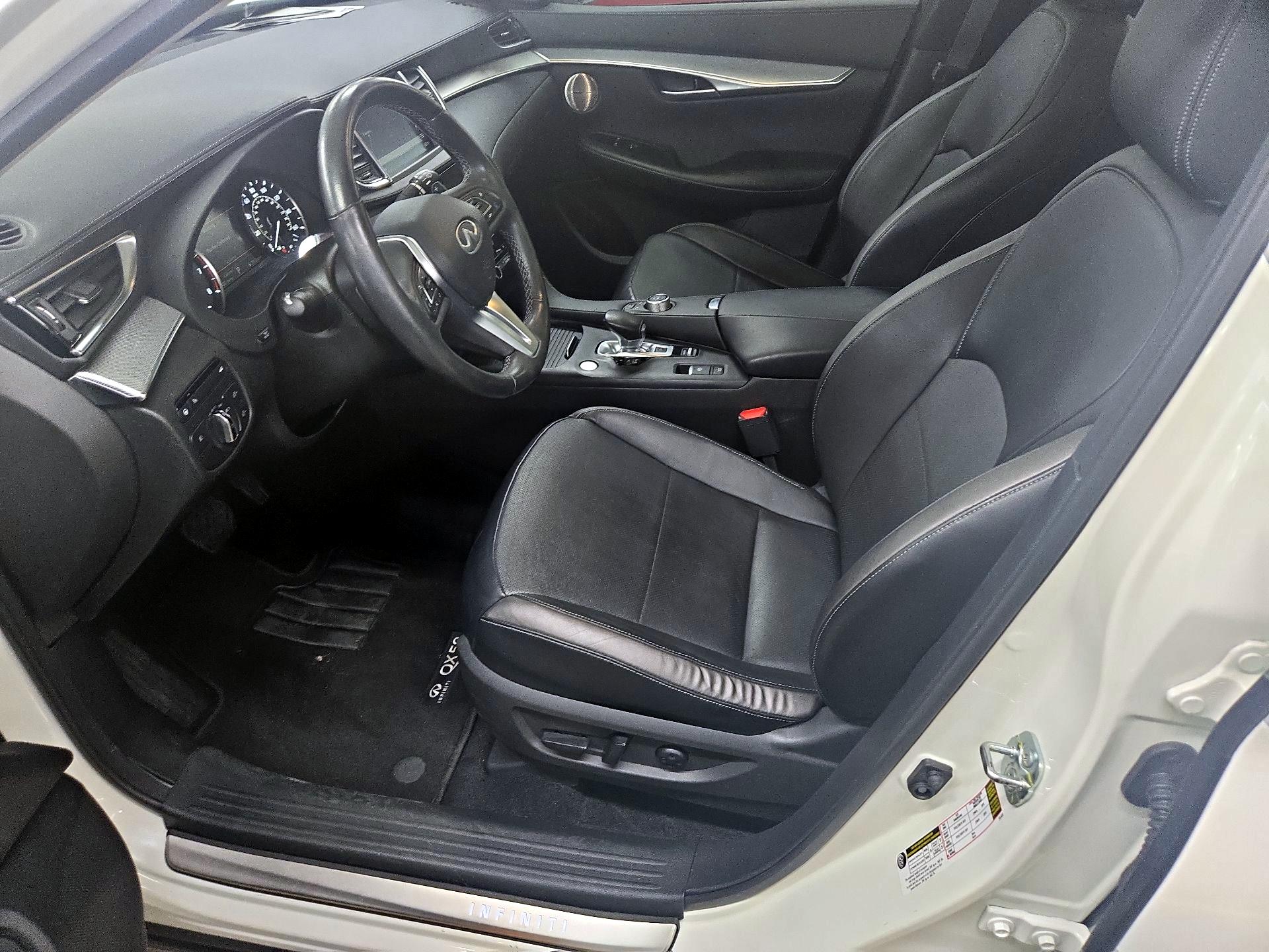 Thumbnail: 2022 INFINITI QX50 - 11