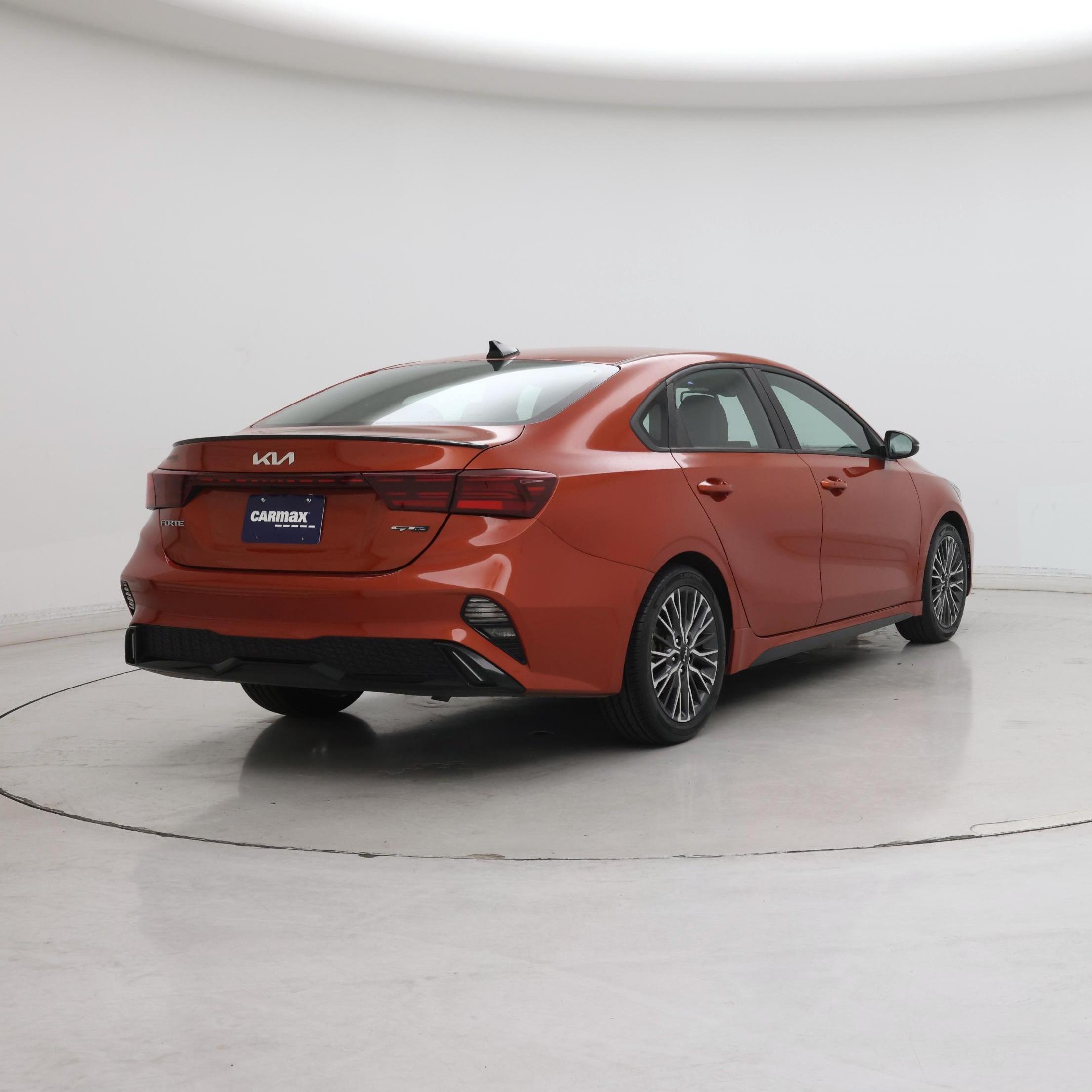 Thumbnail: 2024 Kia Forte - 8