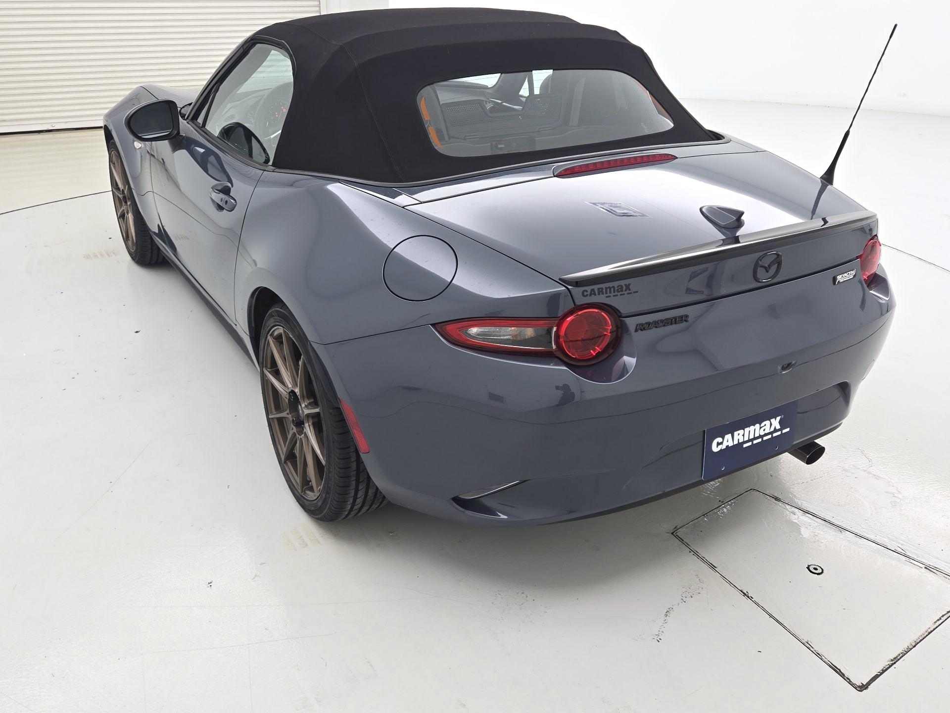 Thumbnail: 2021 Mazda MX-5 Miata - 7