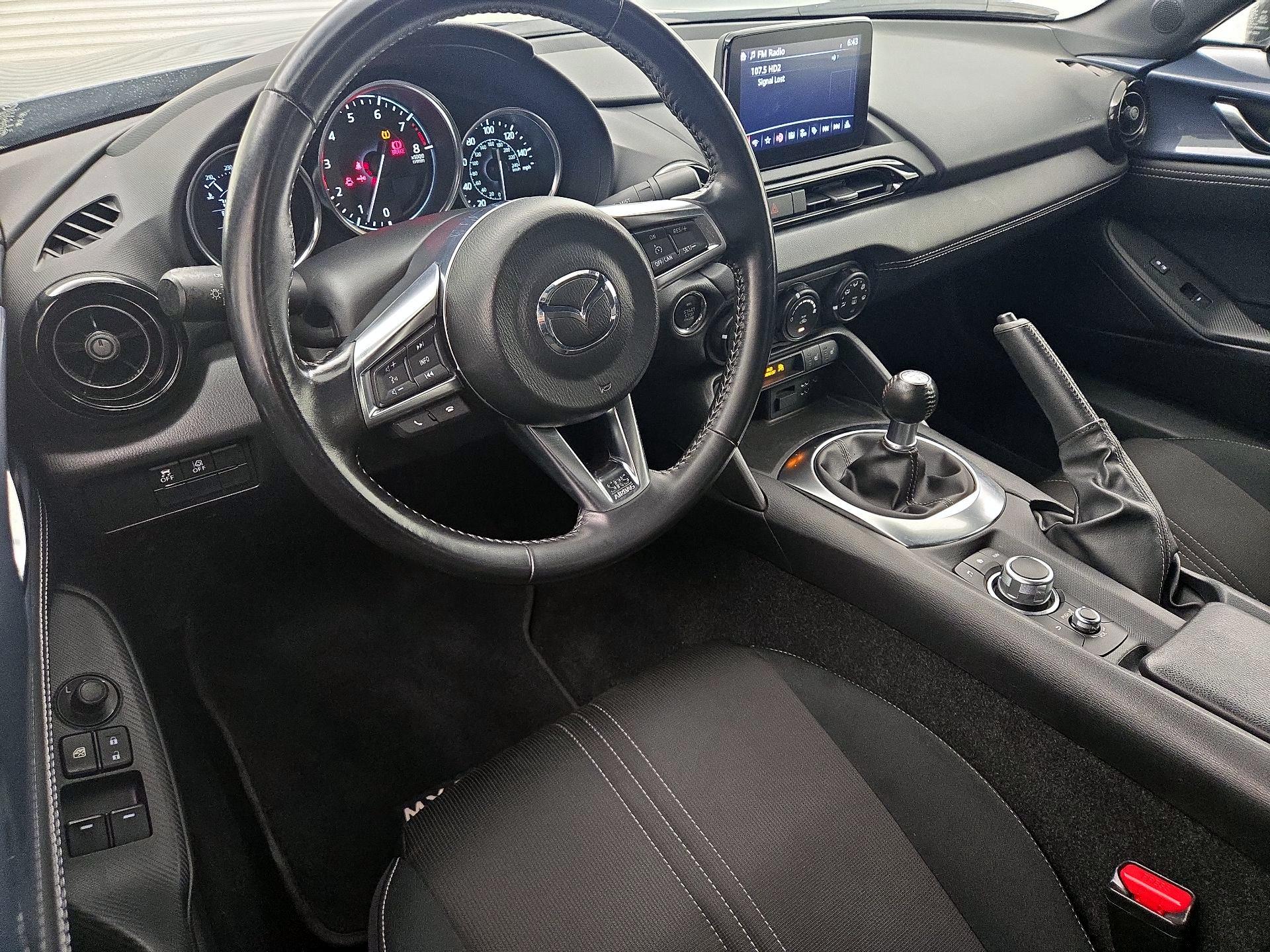 Thumbnail: 2021 Mazda MX-5 Miata - 8