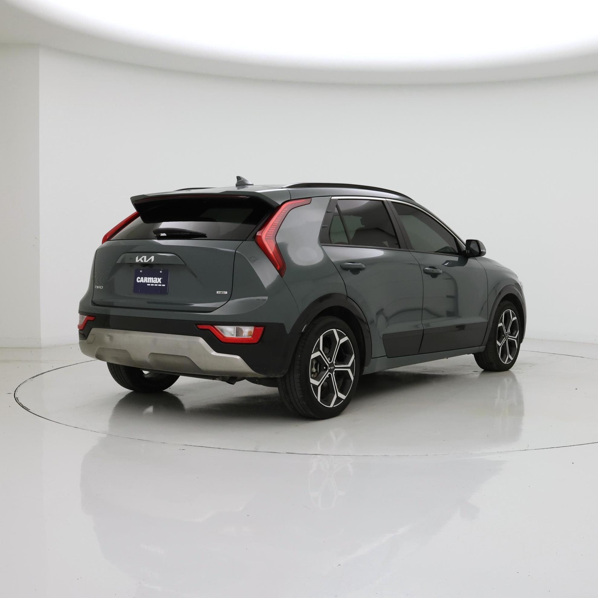 Thumbnail: 2024 Kia Niro - 8