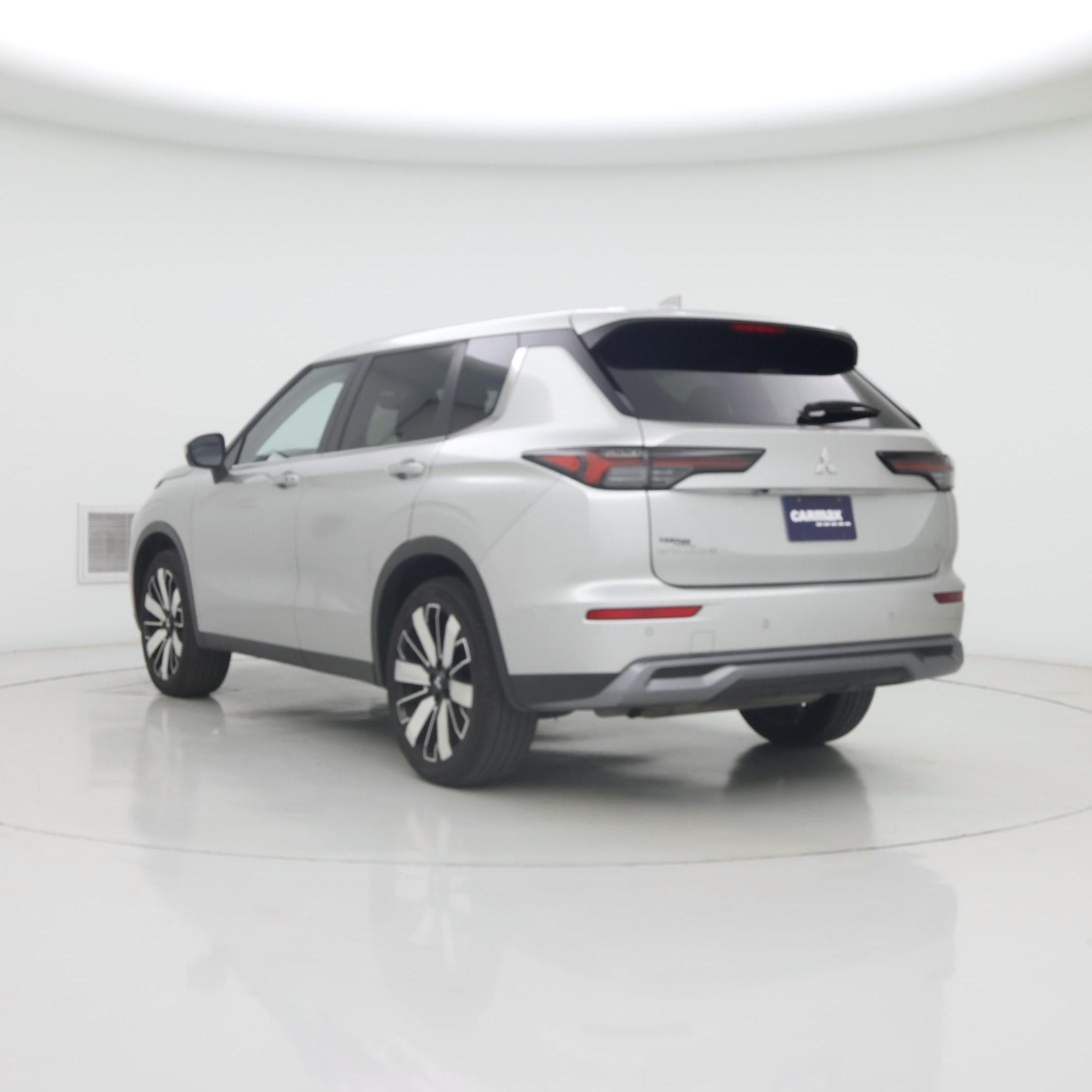 Thumbnail: 2025 Mitsubishi Outlander - 2